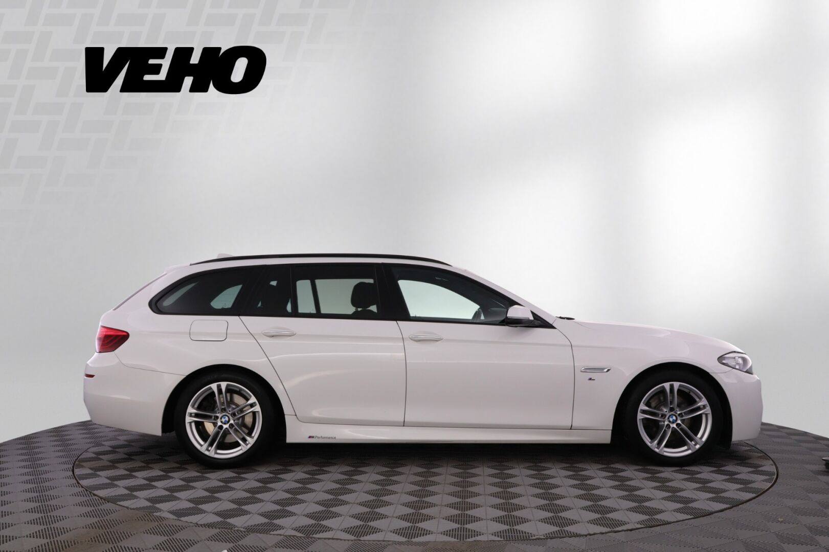 BMW 520 2014, bild 6/29