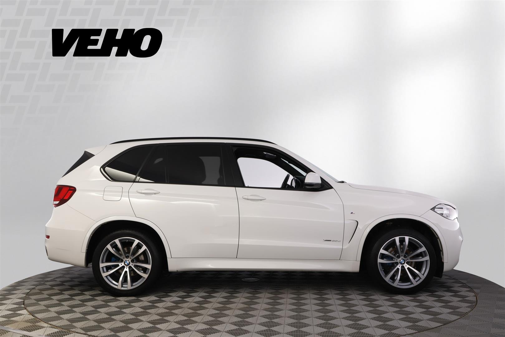 BMW X5 F15 xDrive30d A M Sport 2015, kuva 6/39