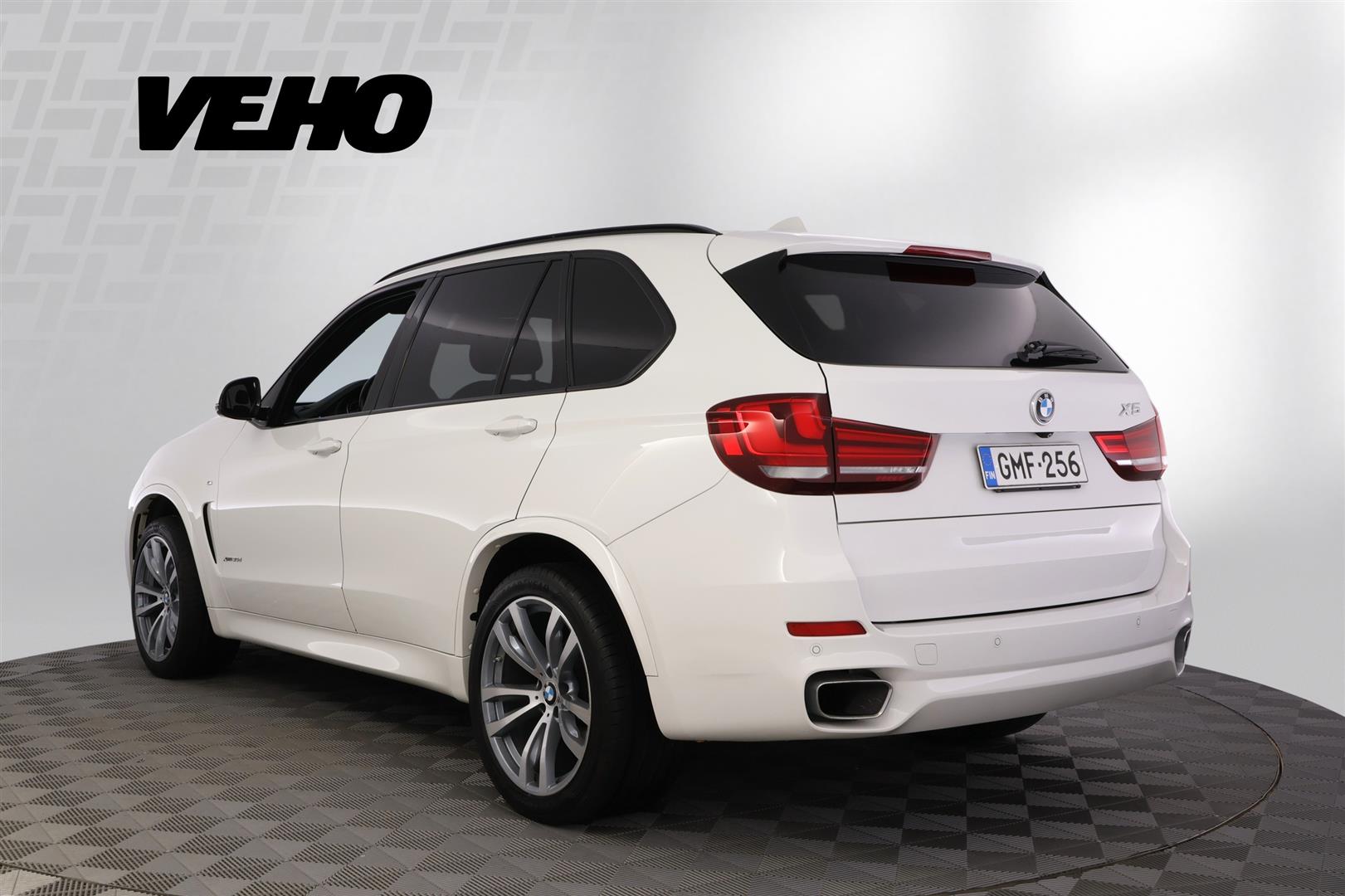 BMW X5 F15 xDrive30d A M Sport 2015, kuva 3/39