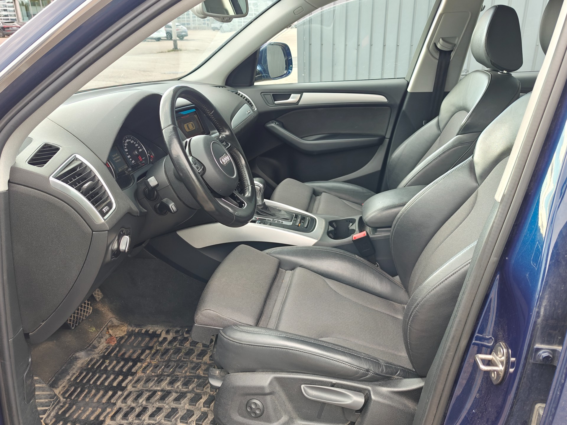 Audi Q5 2016, kuva 3/4