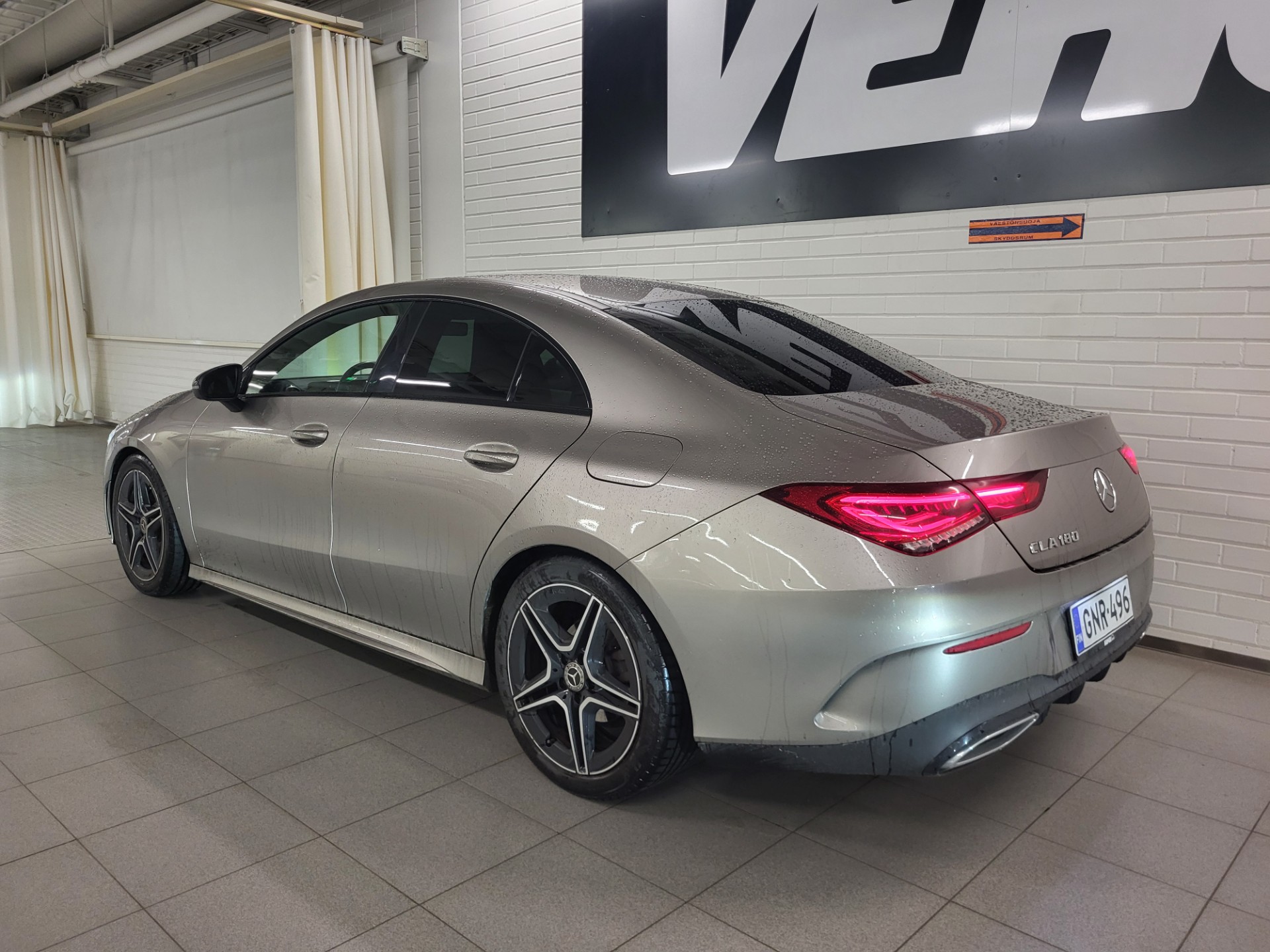 Mercedes-Benz CLA 180 A Business AMG 2019, photo 2/5
