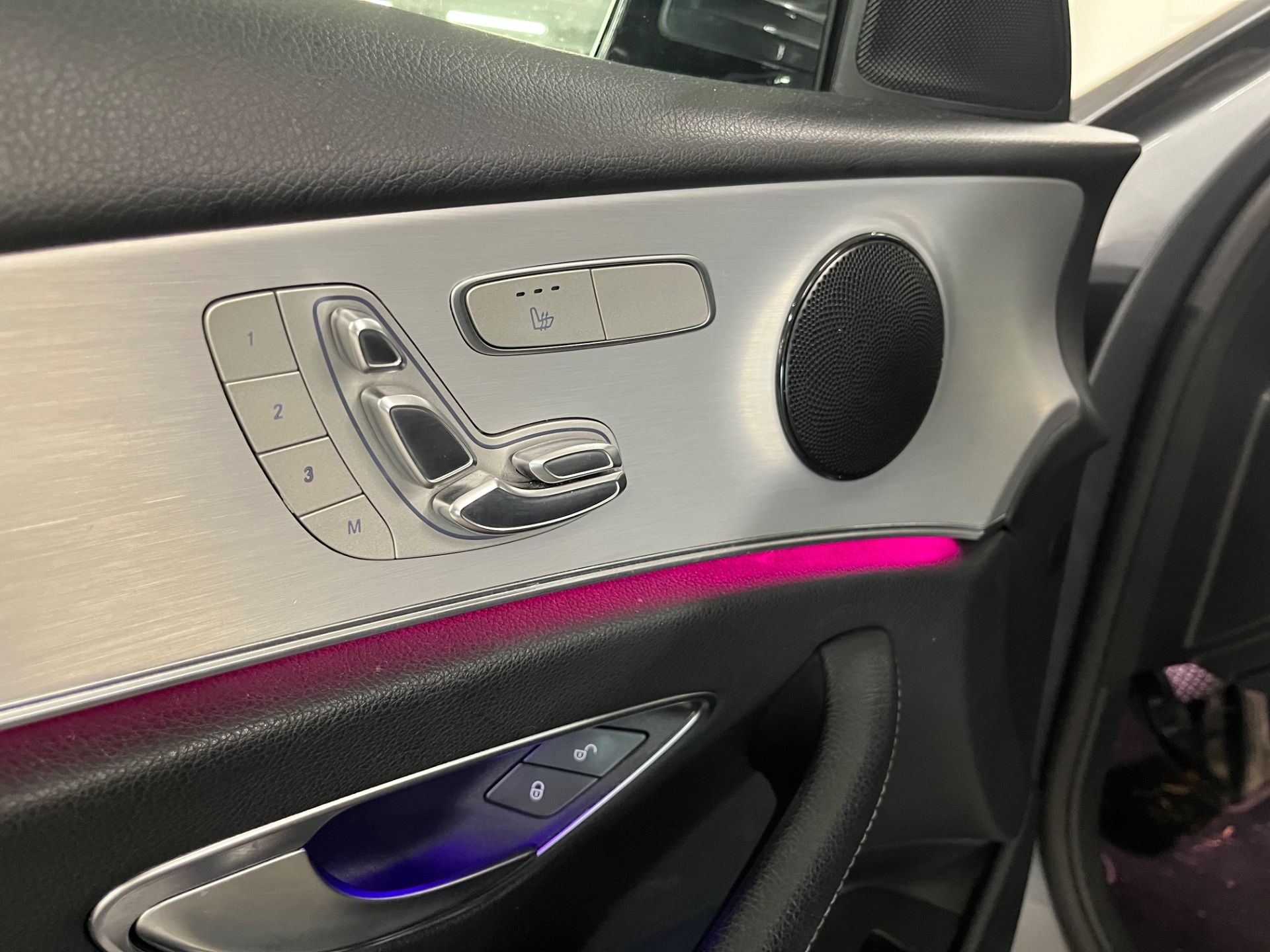 Mercedes-Benz E 300 de T A 2020, kuva 4/6