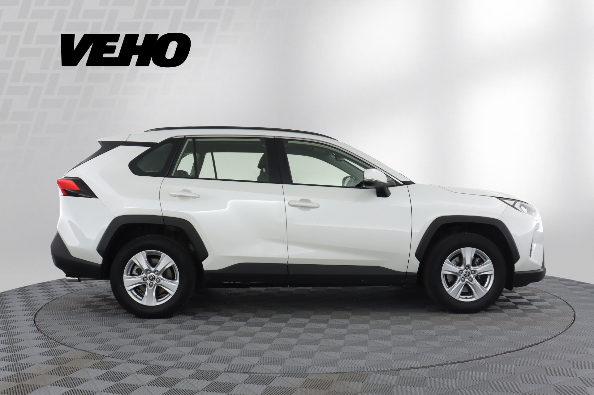 Toyota RAV4 2021, kuva 6/21