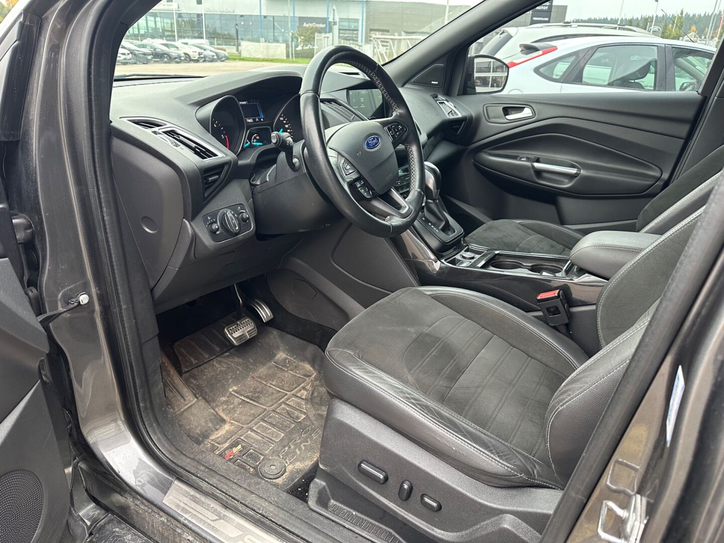 Ford Kuga 2017, bild 3/3