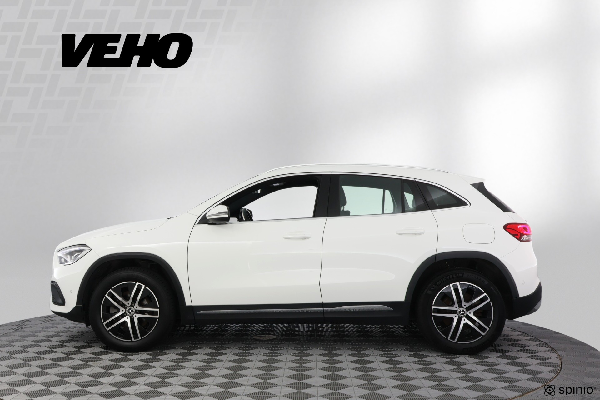 Mercedes-Benz GLA 250 e A Business 2022, kuva 2/30