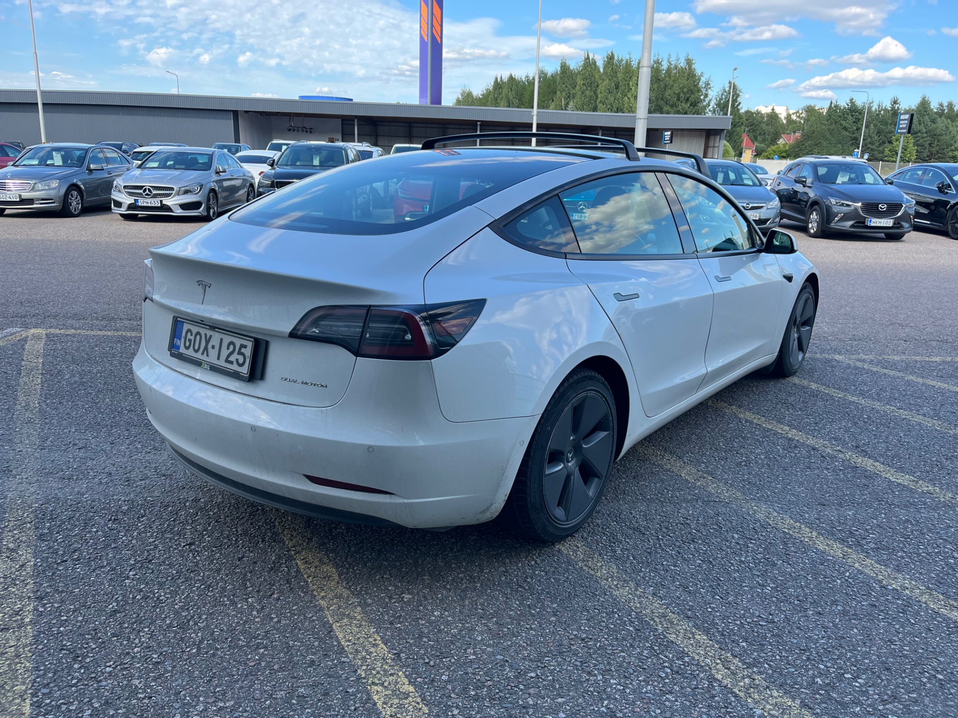 Tesla Model 3 Long Range 2021, photo 2/3