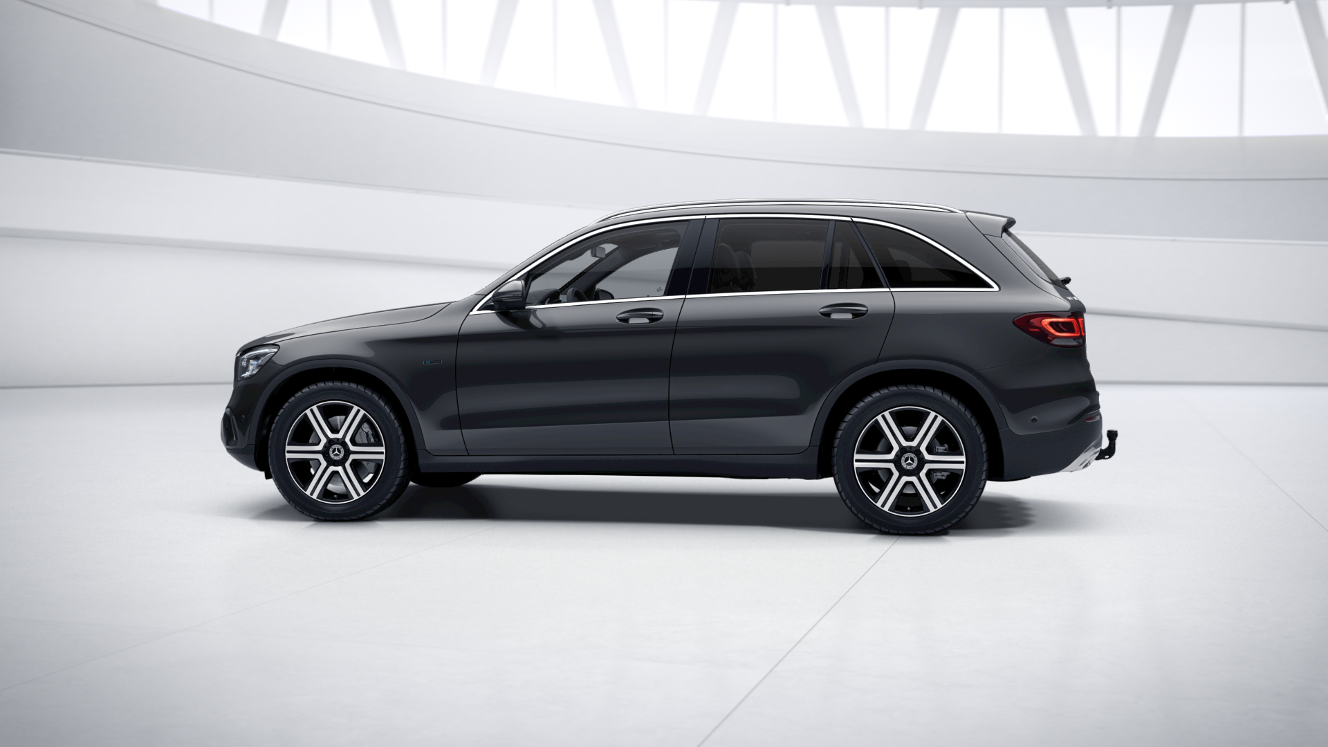 Mercedes-Benz GLC 300 e 4MATIC A AMG 2020, photo 2/11