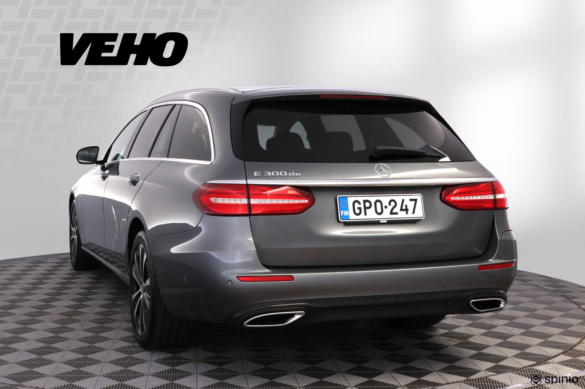 Mercedes-Benz E 2020, photo 4/37