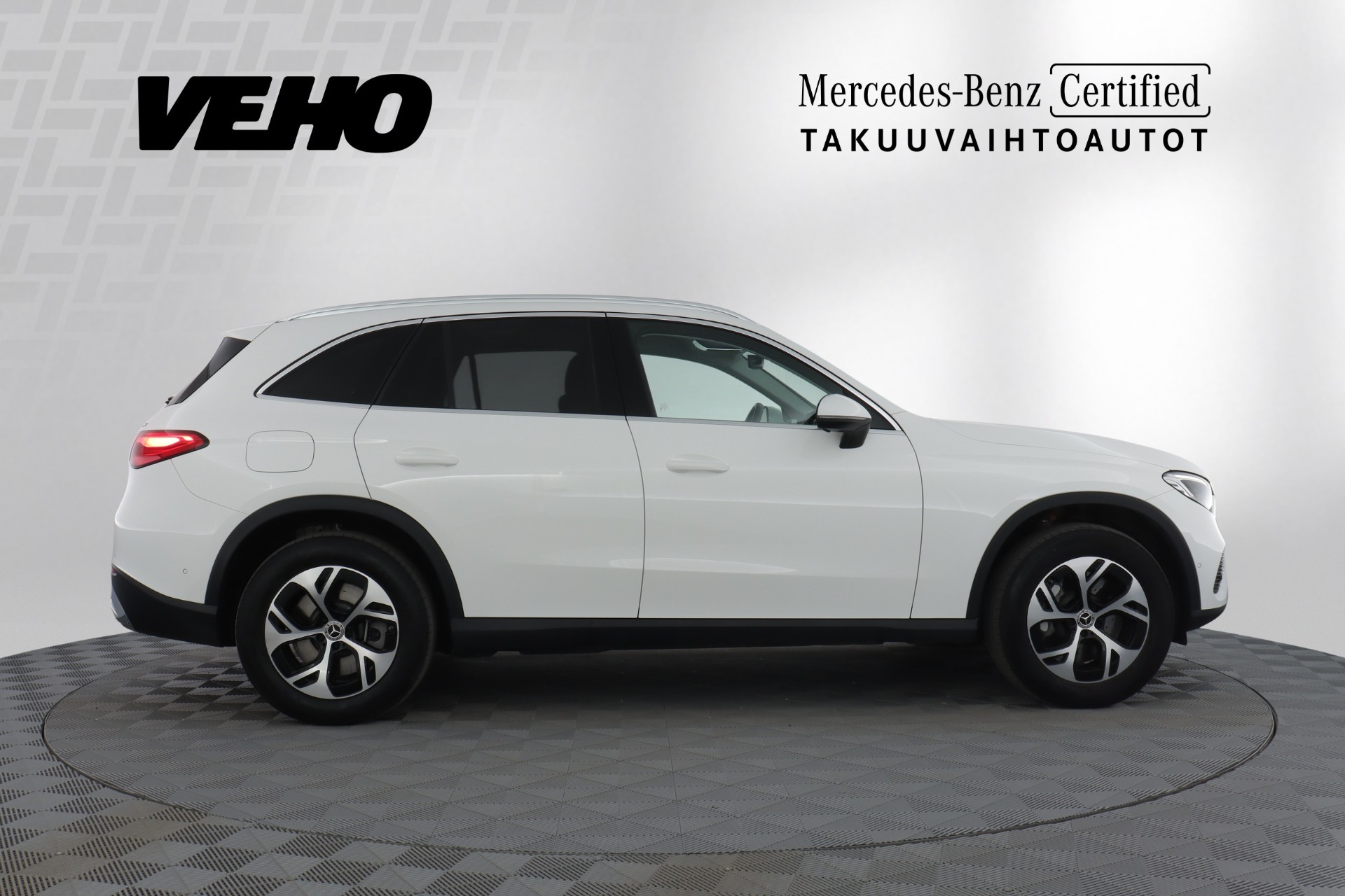 Mercedes-Benz GLC 300 e 4MATIC A 2023, kuva 6/23