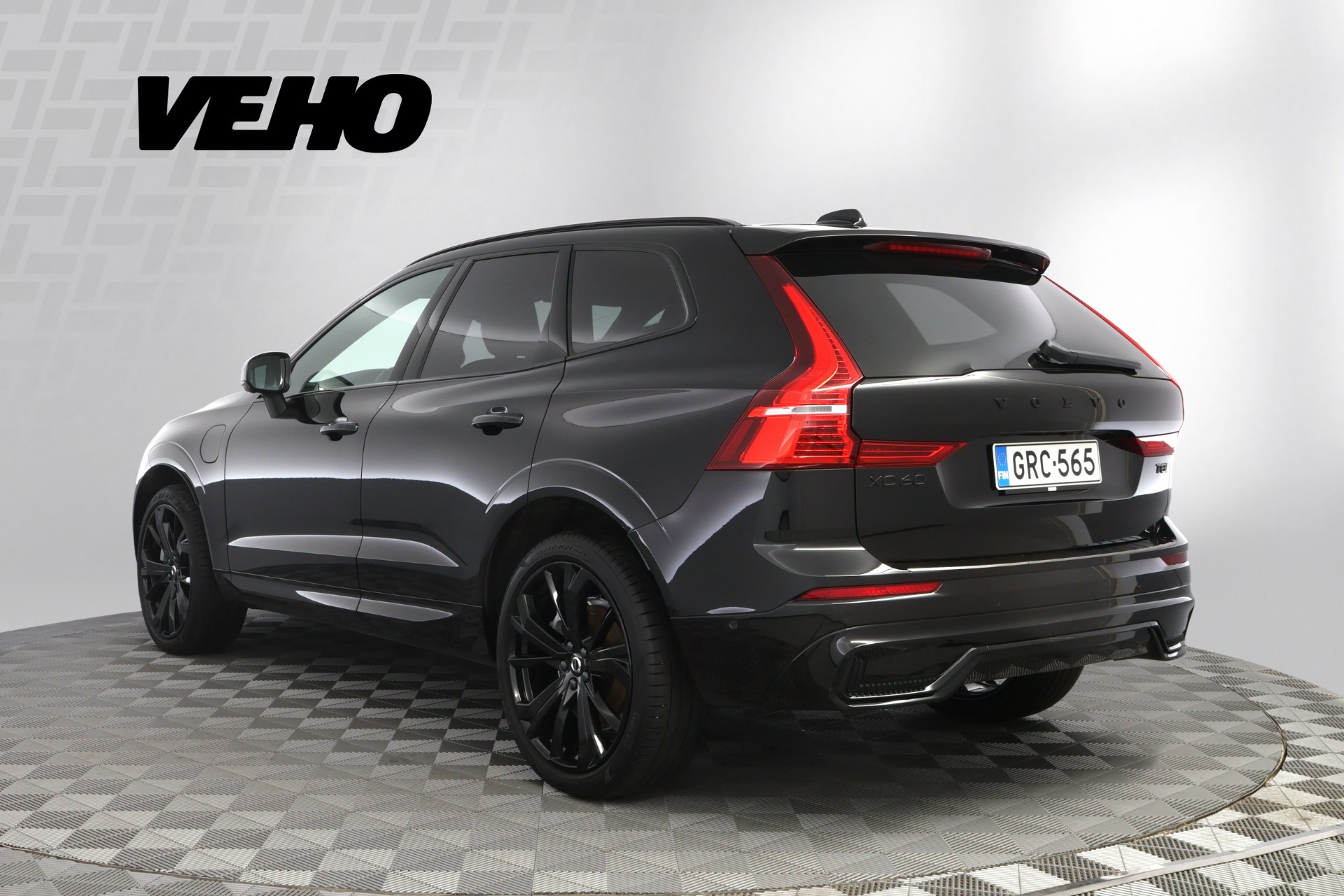 Volvo XC60 2025, photo 3/36