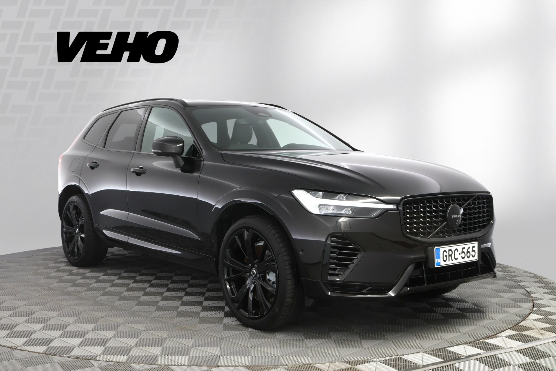 Volvo XC60 2025, photo 6/36