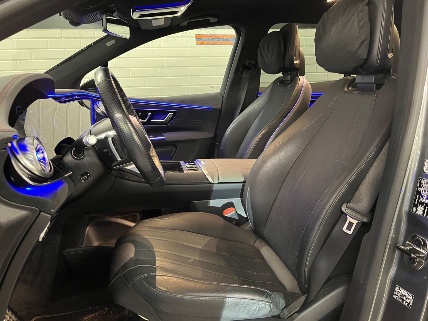 Mercedes-Benz EQS SUV 450 4MATIC AMG 2024, bild 3/9