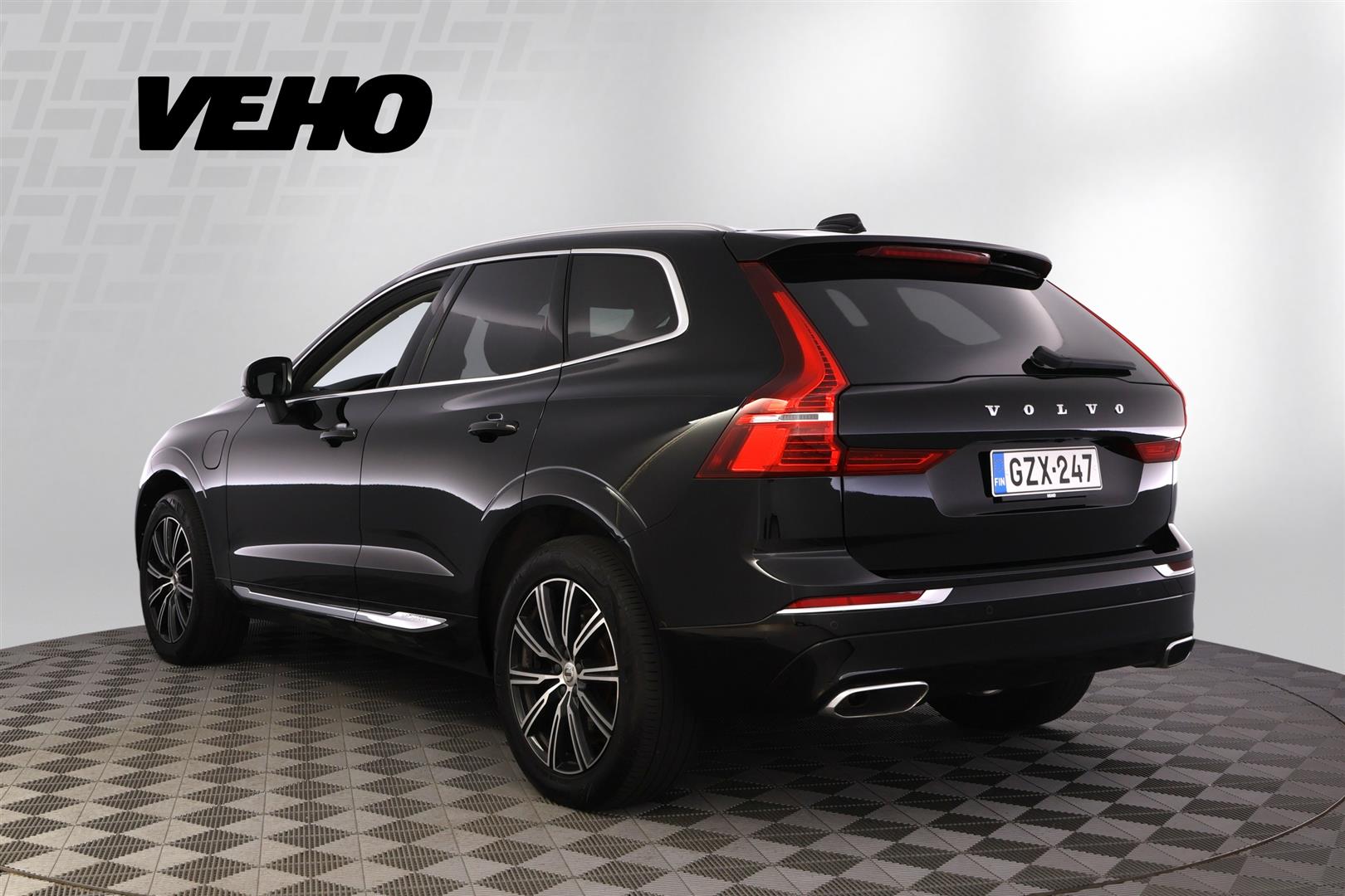 Volvo XC60 2021, photo 3/39