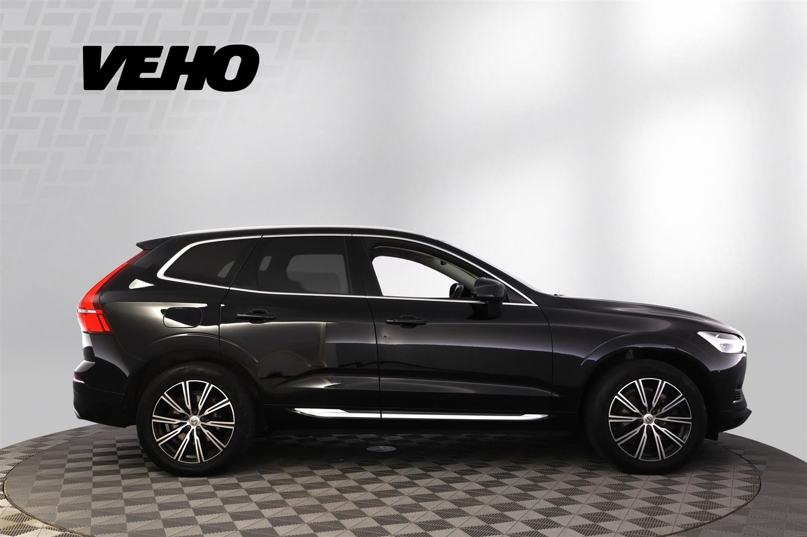 Volvo XC60 2021, photo 6/39