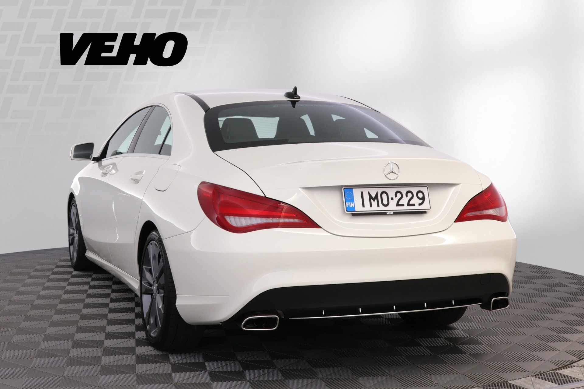 Mercedes-Benz CLA 180 A Premium Business 2016, kuva 4/29