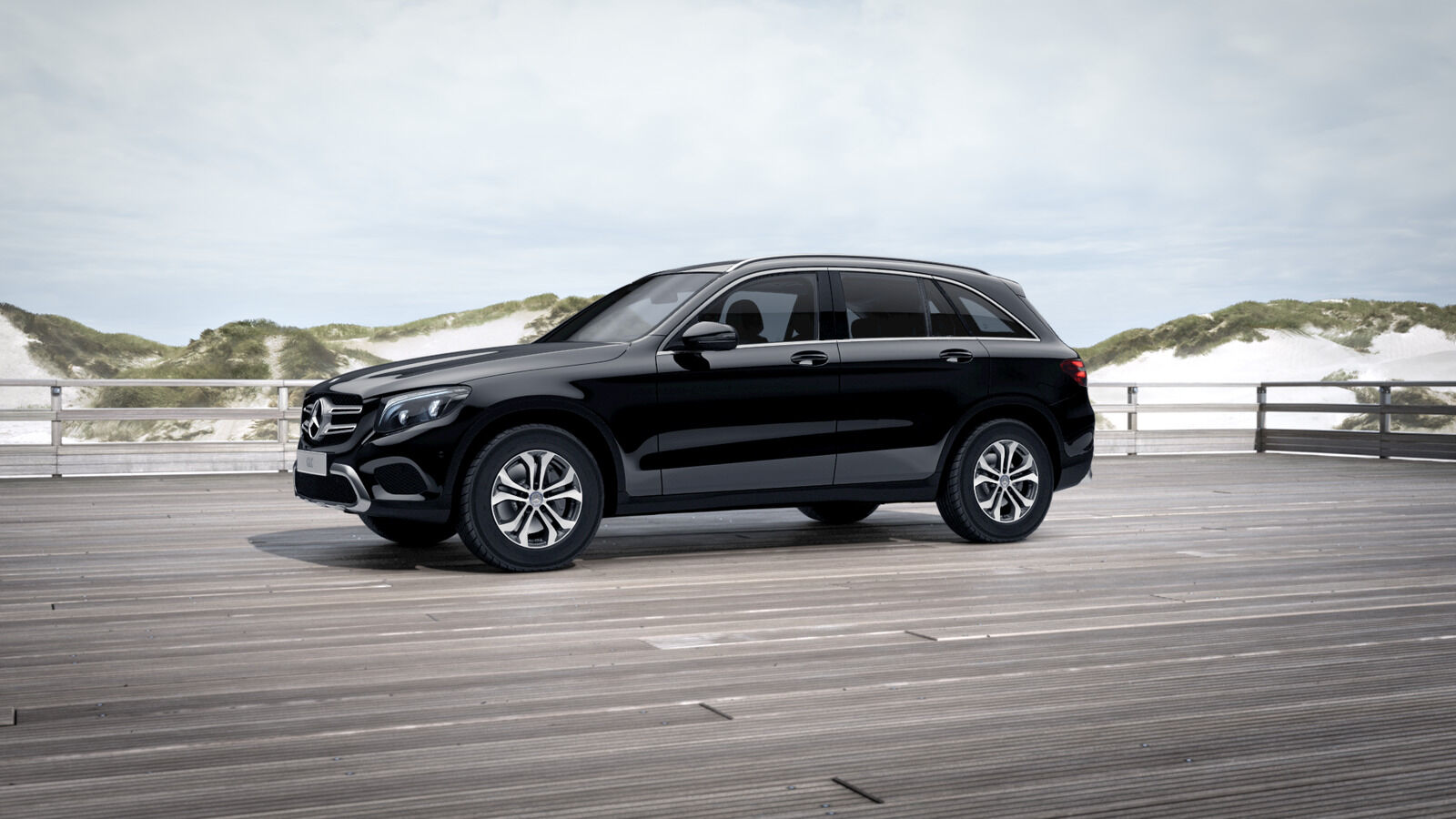 Mercedes-Benz GLC 2016, kuva 2/13