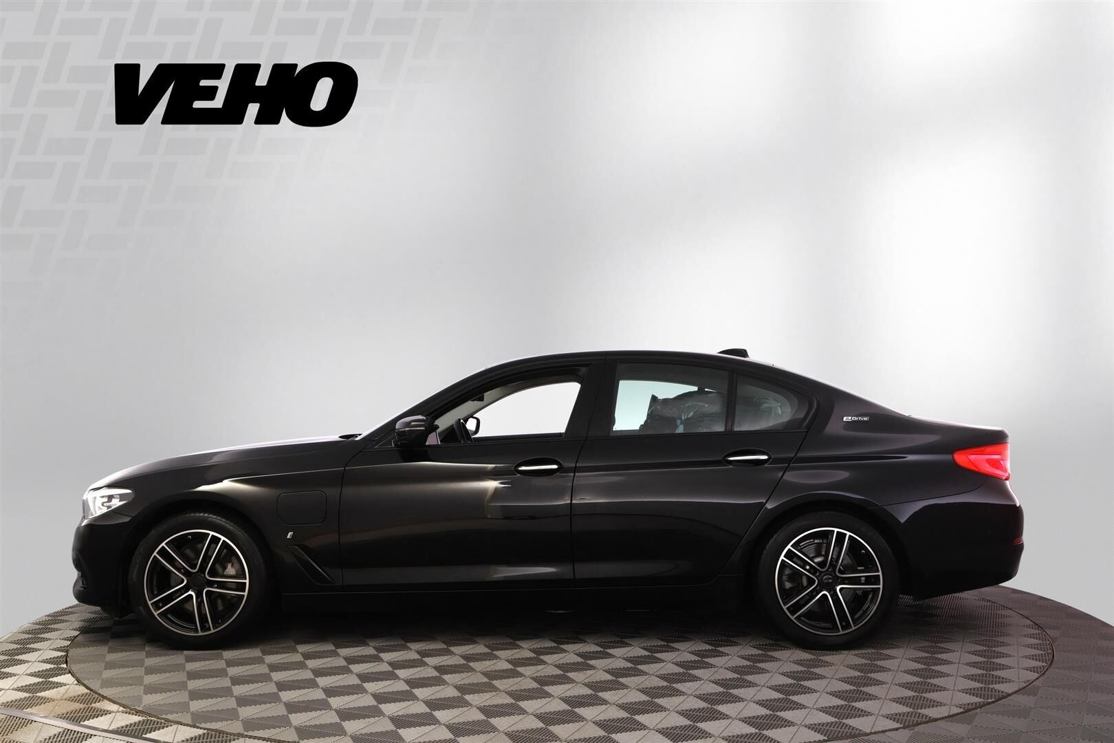 BMW 530 2018, bild 2/39