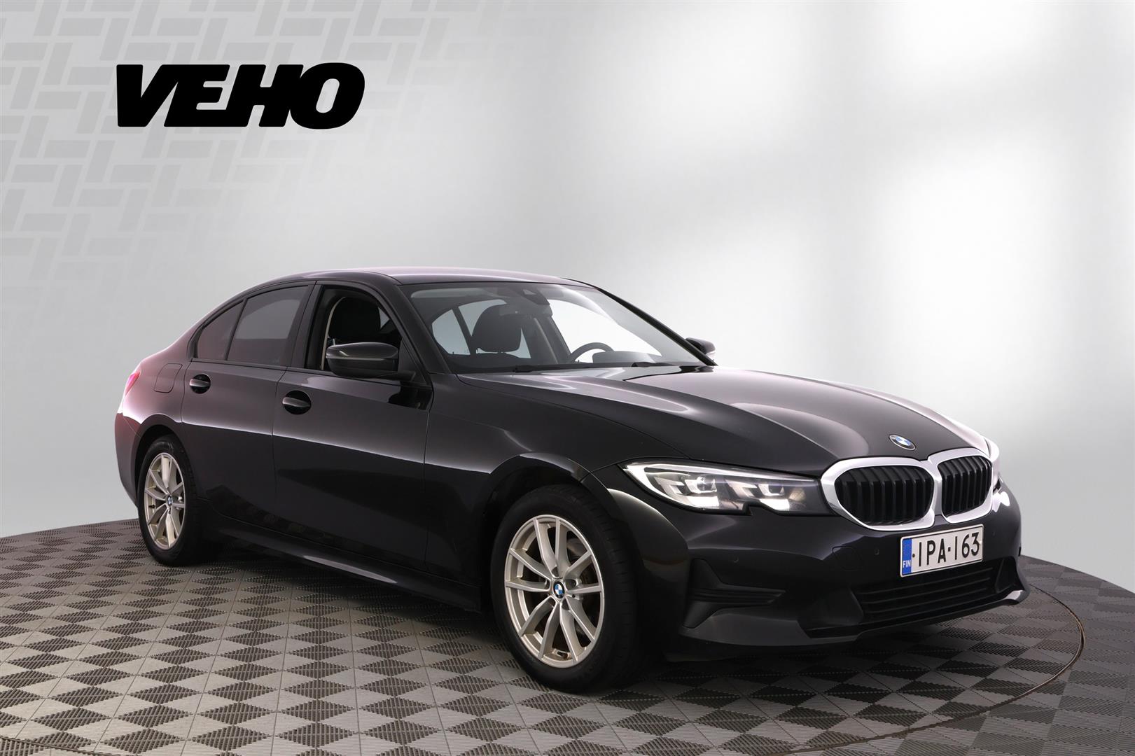 BMW 320 2021, photo 7/37