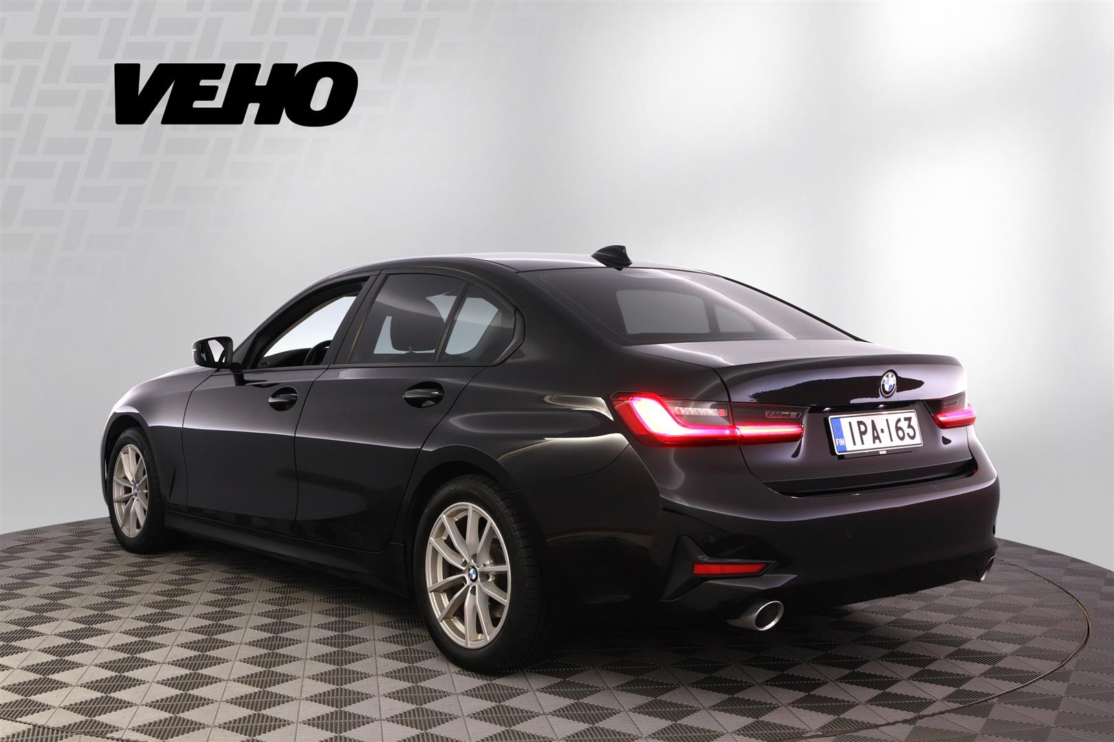 BMW 320 2021, photo 3/37