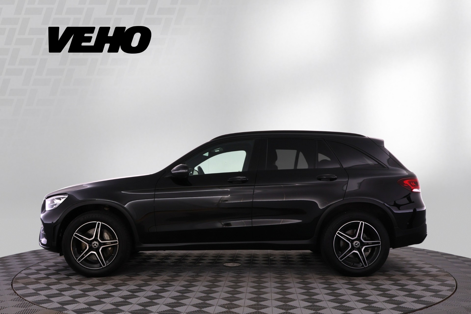 Mercedes-Benz GLC 2022, kuva 2/28