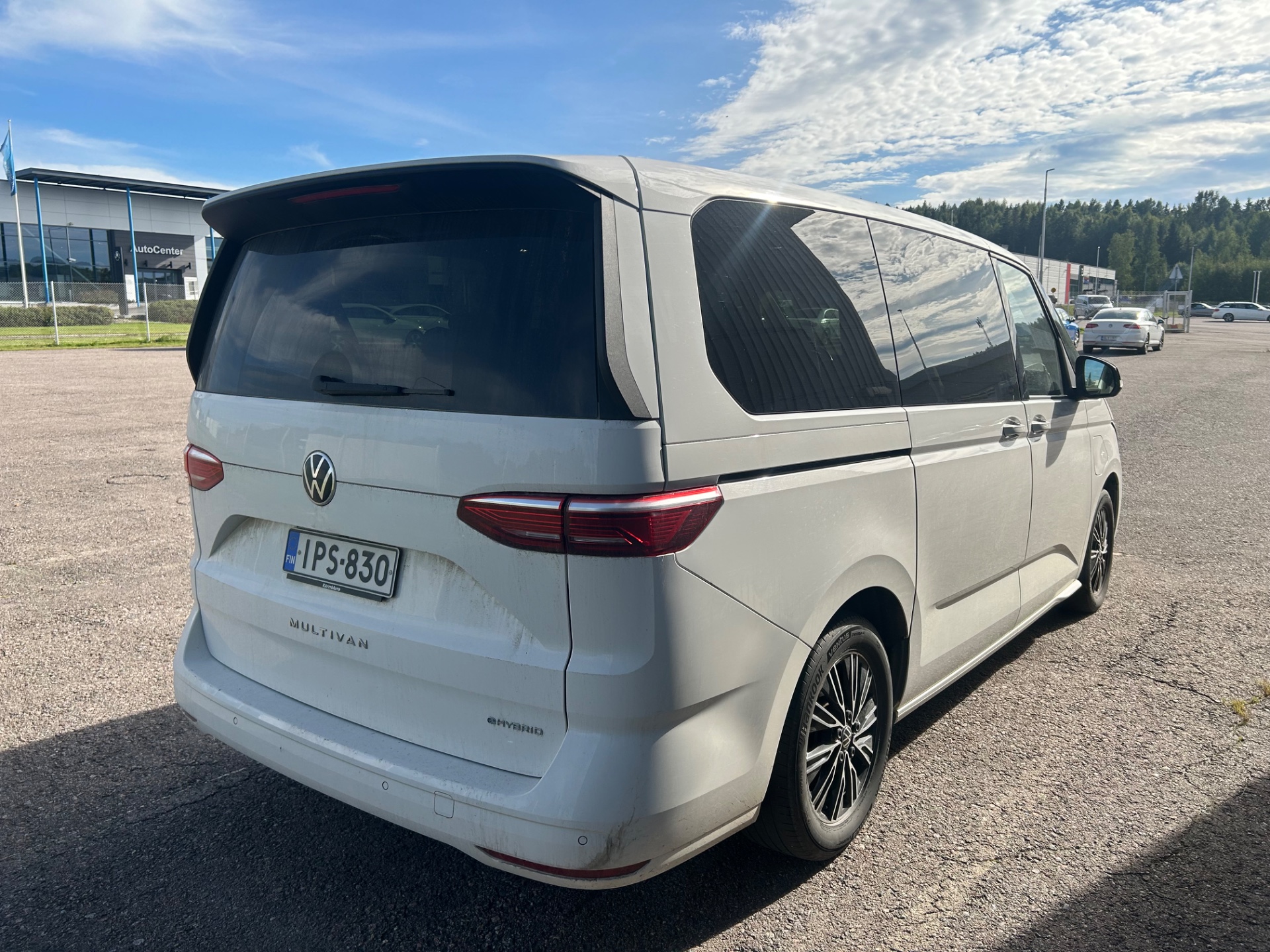Volkswagen Multivan 2022, photo 2/12