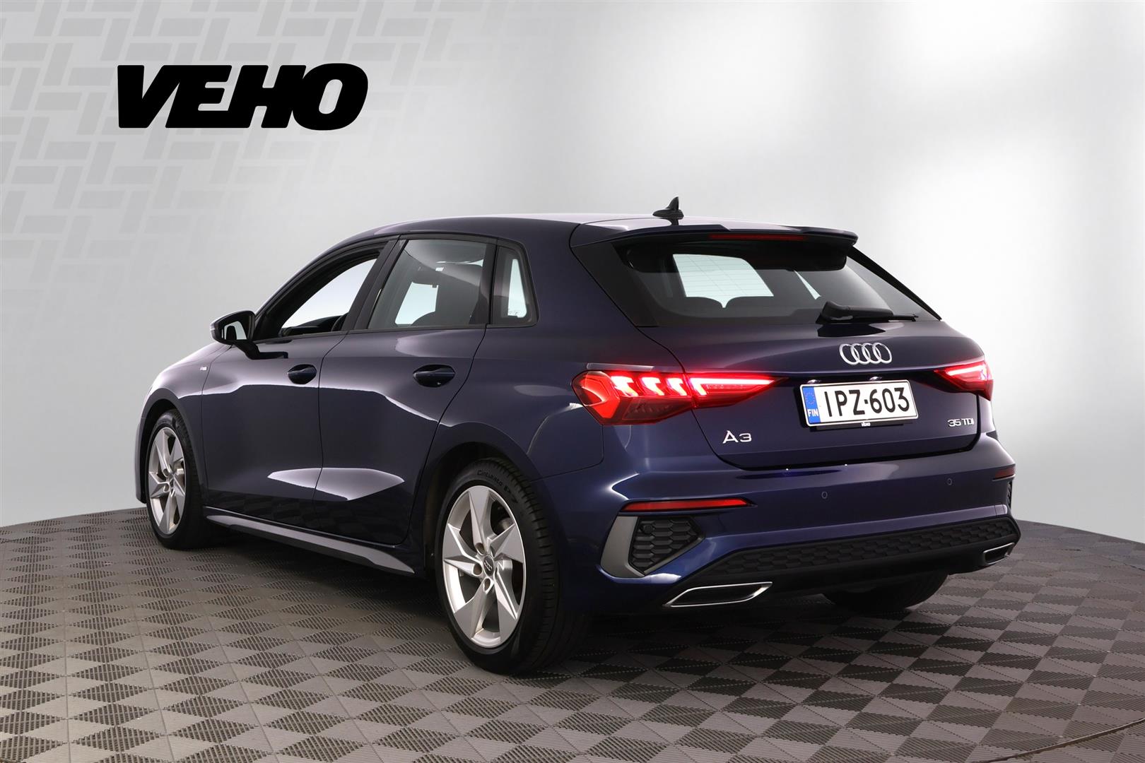 Audi A3 2020, photo 3/39
