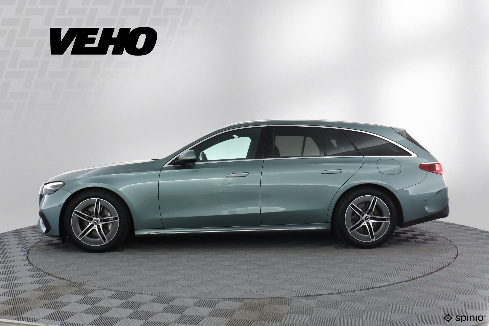 Mercedes-Benz E 2023, kuva 2/28