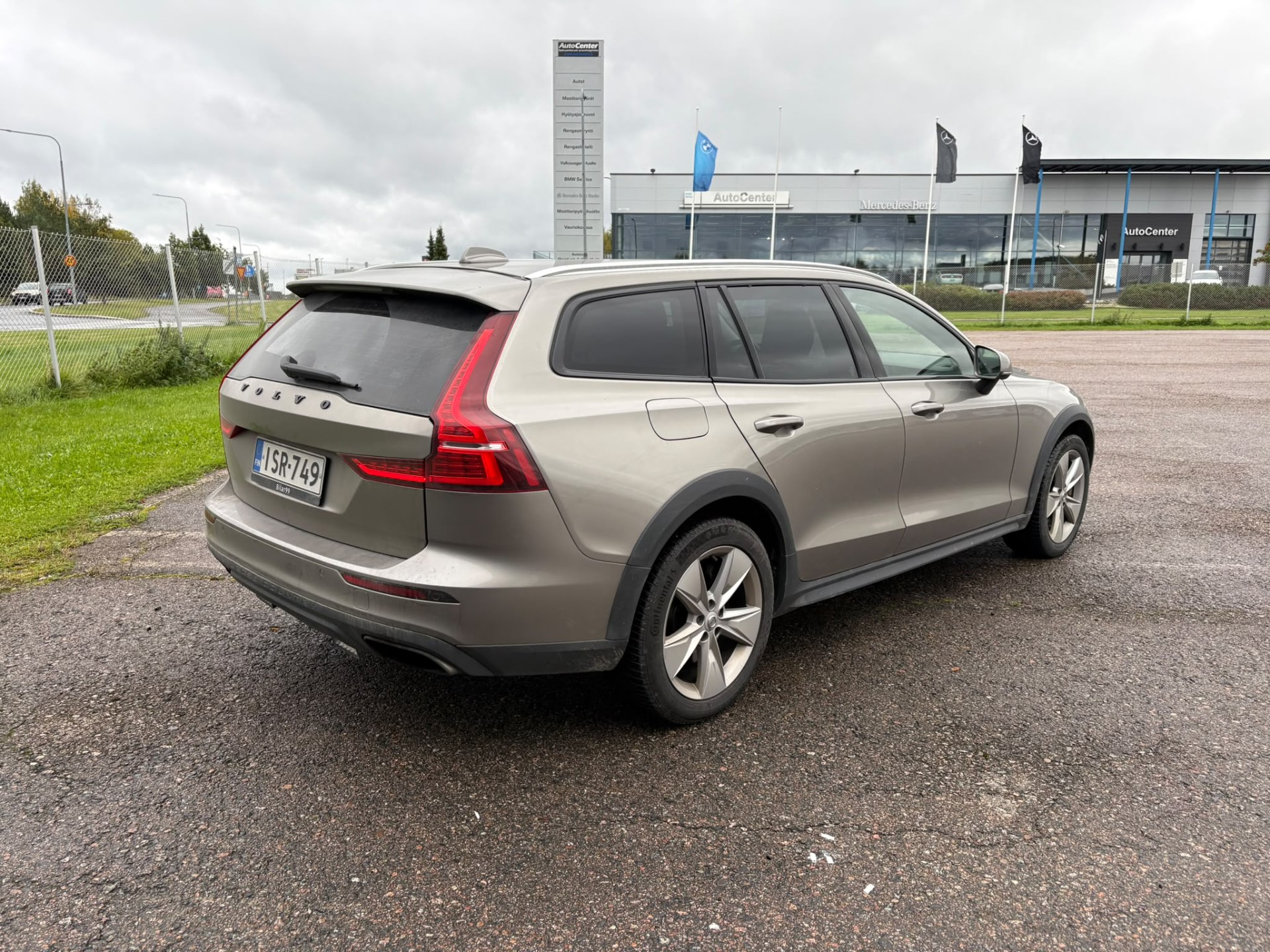 Volvo V60 Cross Country 2022, kuva 3/19