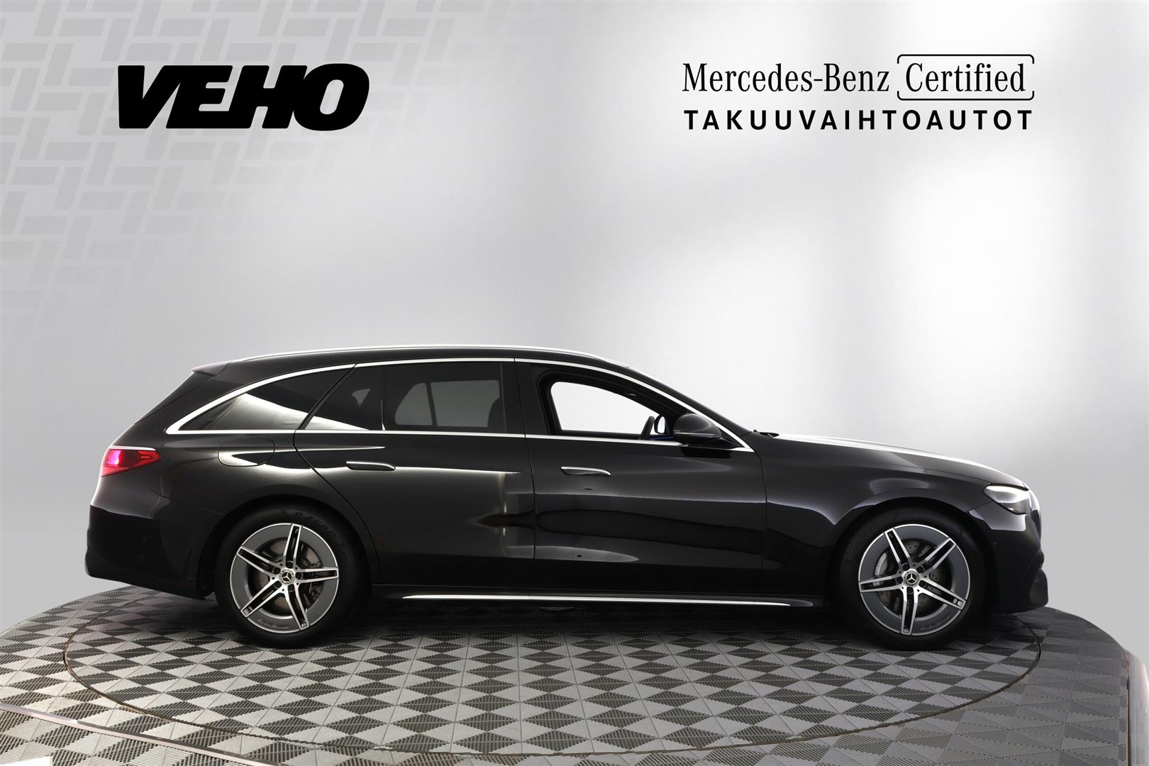 Mercedes-Benz E 300 e T A AMG 2025, kuva 6/26