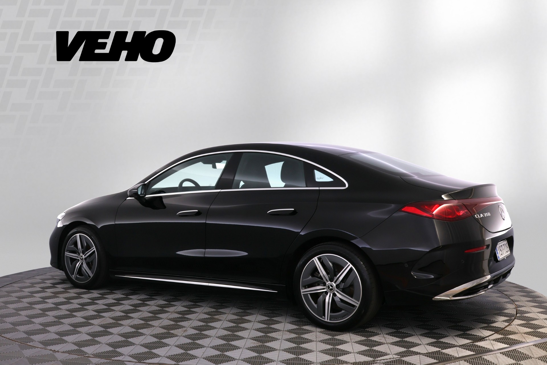 Mercedes-Benz CLA 350 4MATIC AMG Line 2025, kuva 3/31