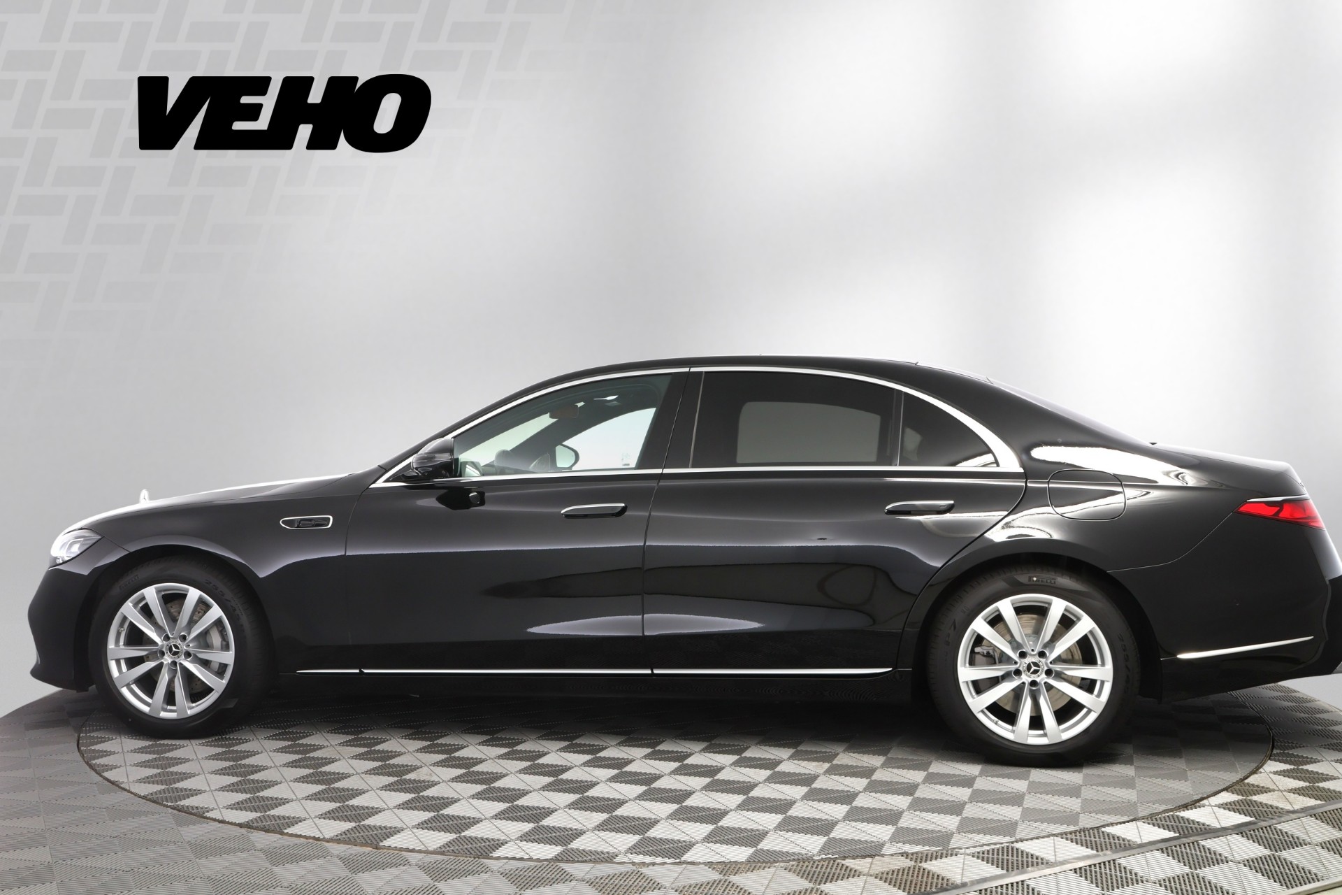 Mercedes-Benz S 580 e 4MATIC L 2026, kuva 2/40