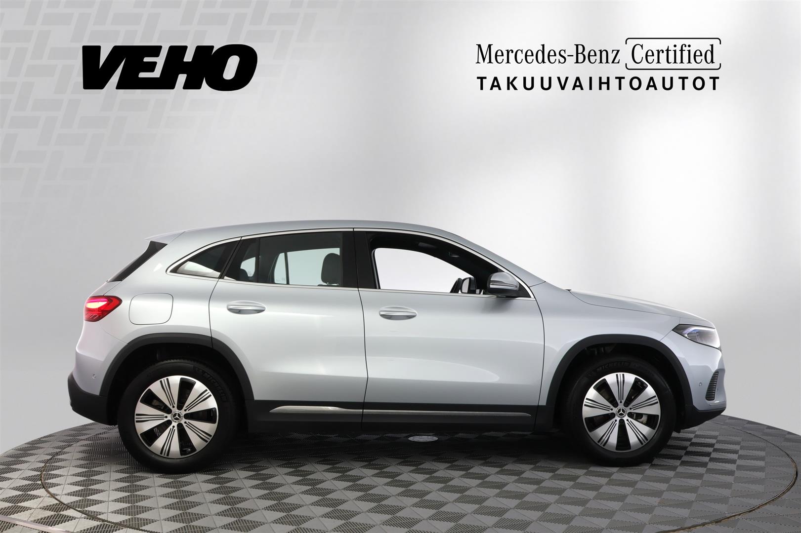 Mercedes-Benz EQA 300 4MATIC 2025, photo 6/28