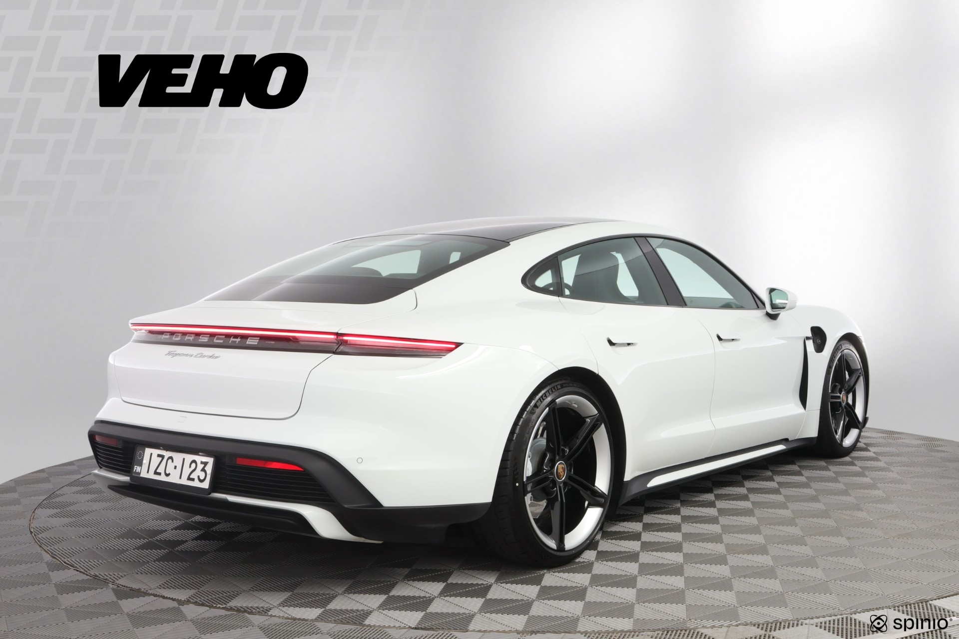 Porsche Taycan Turbo 2020, kuva 4/33