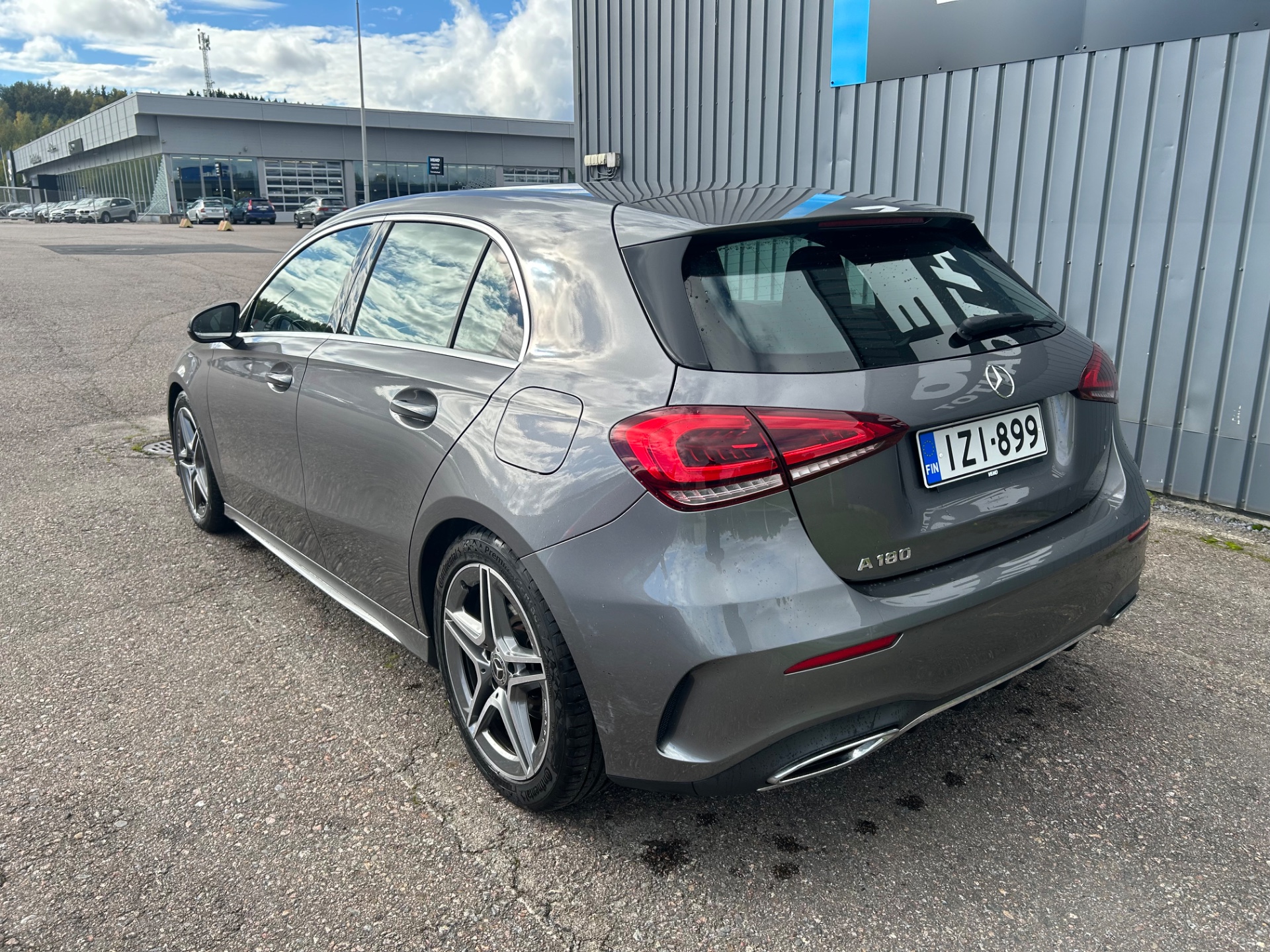 Mercedes-Benz A 180 A Business AMG 2021, kuva 4/8