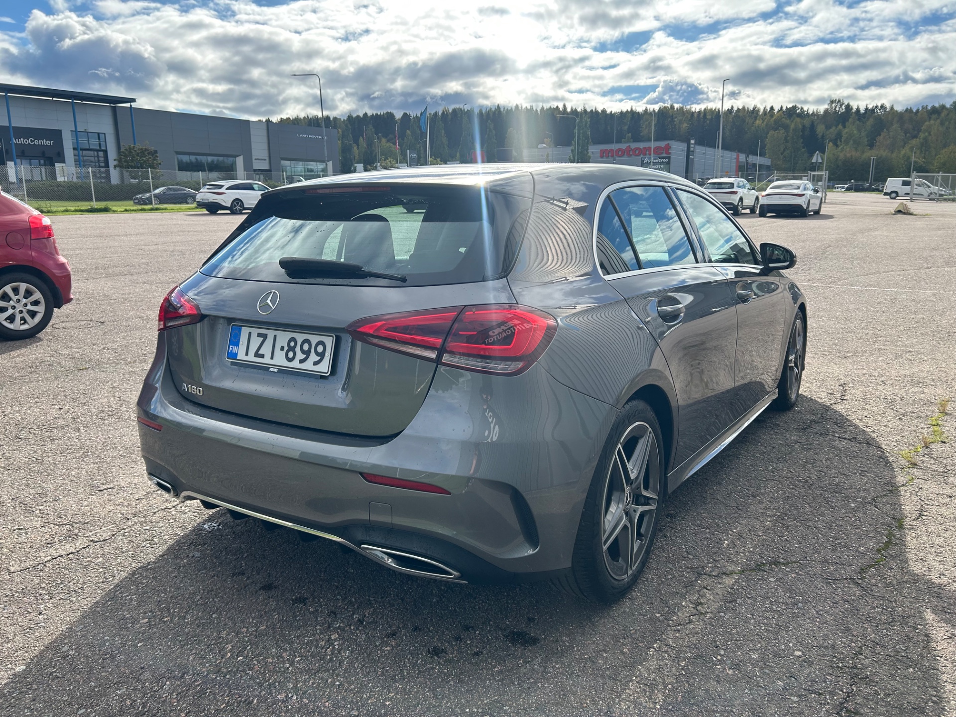 Mercedes-Benz A 180 A Business AMG 2021, kuva 2/8