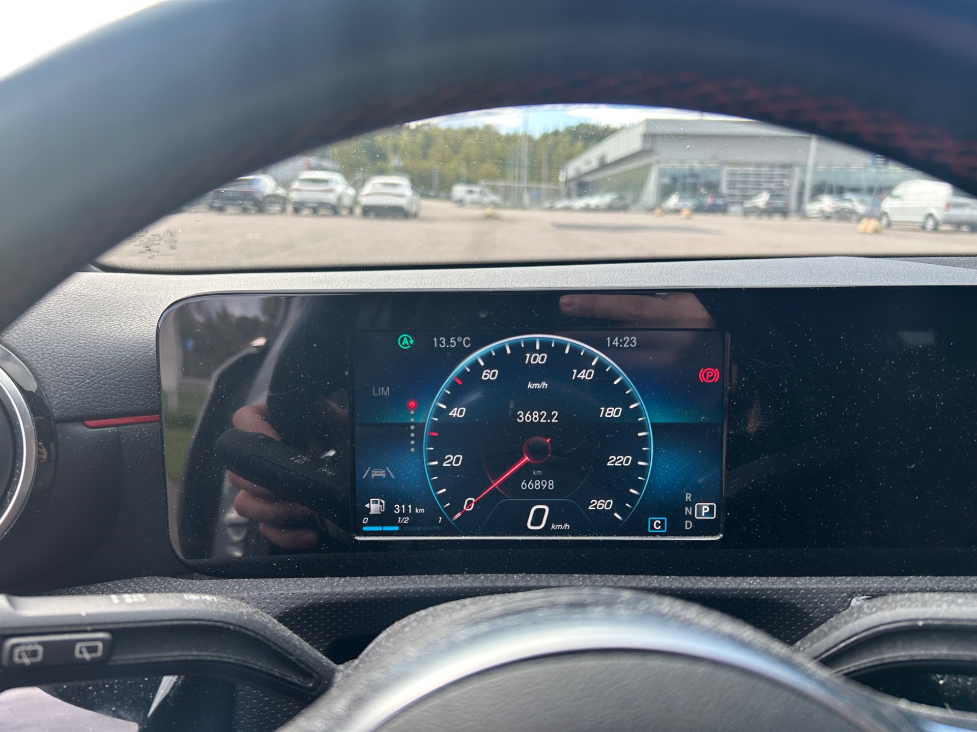 Mercedes-Benz A 180 A Business AMG 2021, kuva 7/8