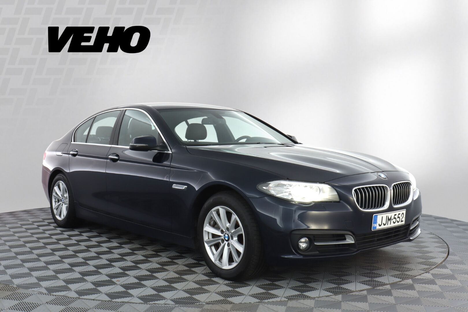 BMW 530 2015, bild 7/28
