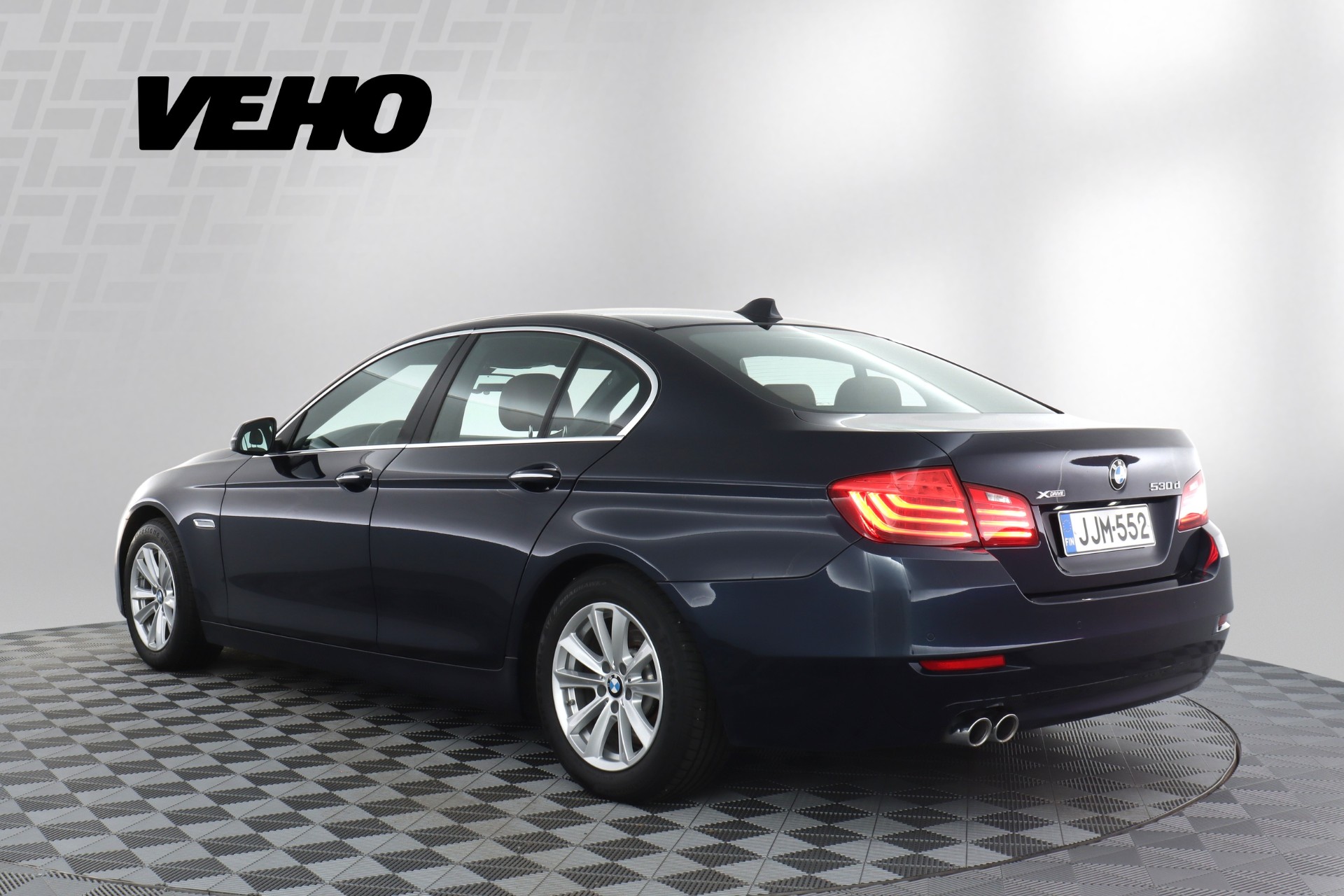 BMW 530 2015, kuva 3/28
