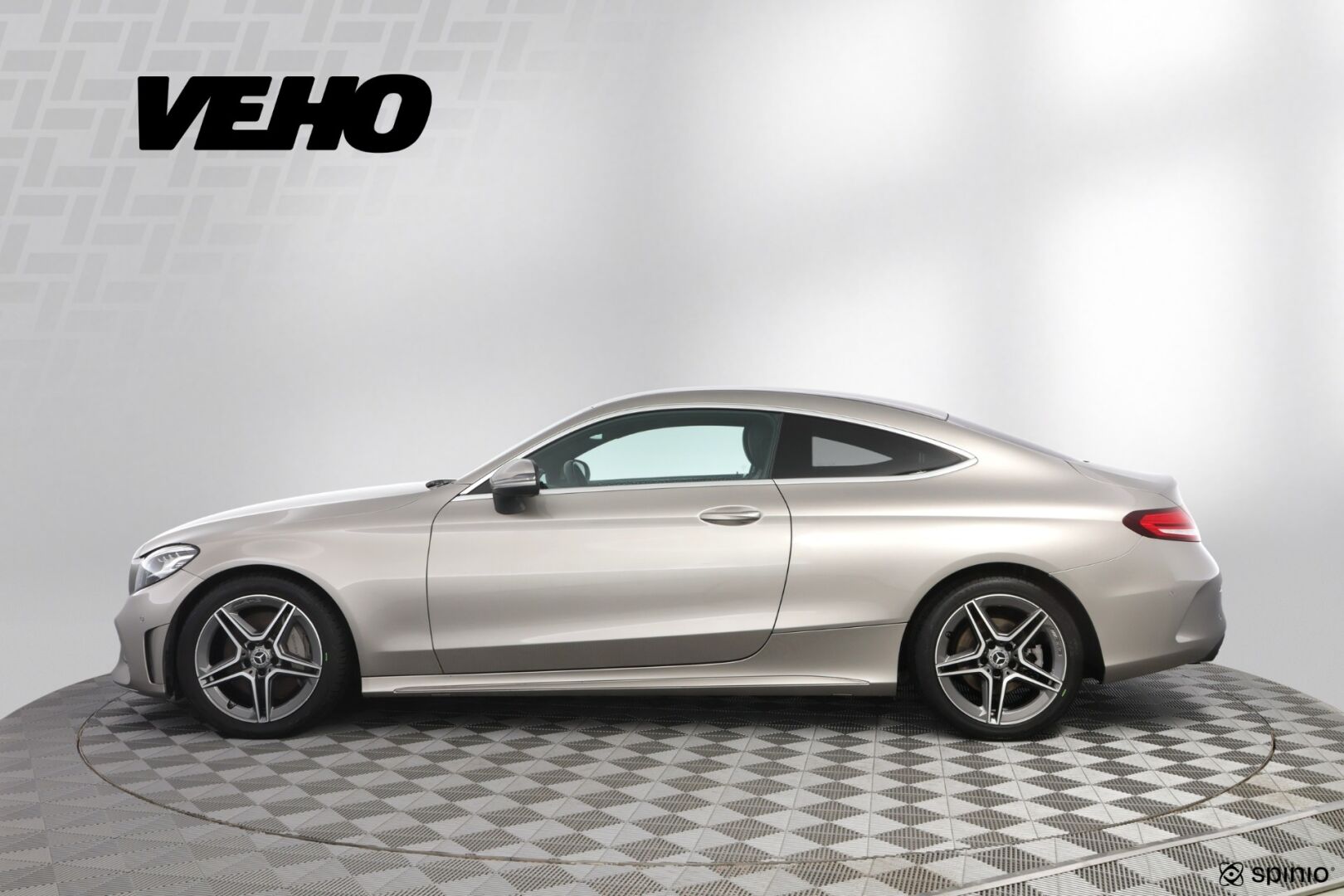 Mercedes-Benz C 300 d Coupé A AMG 2019, bild 2/28