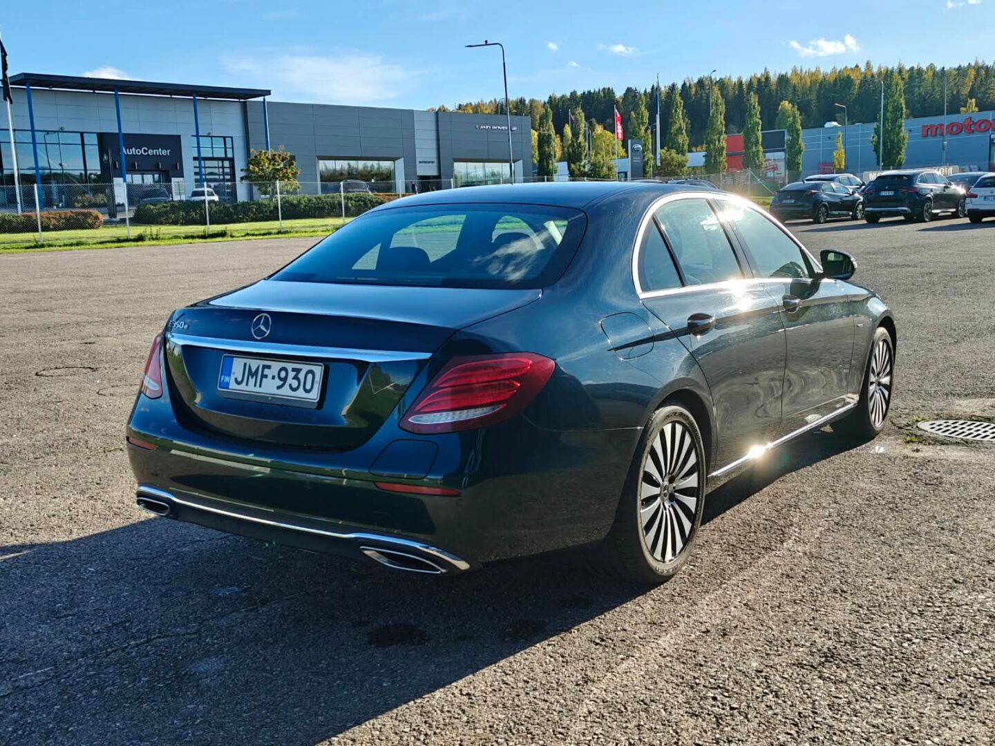Mercedes-Benz E 350 e A Premium Business 2017, bild 2/4