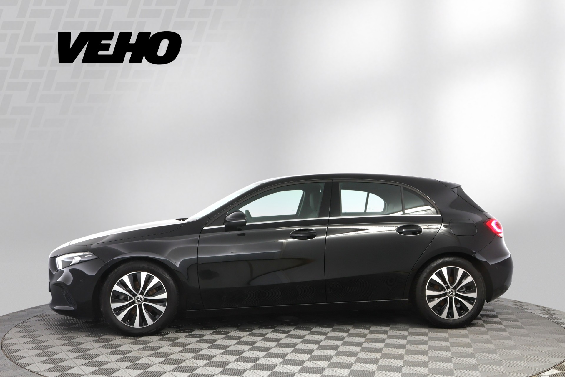 Mercedes-Benz A 180 A Business Style 2021, kuva 2/30