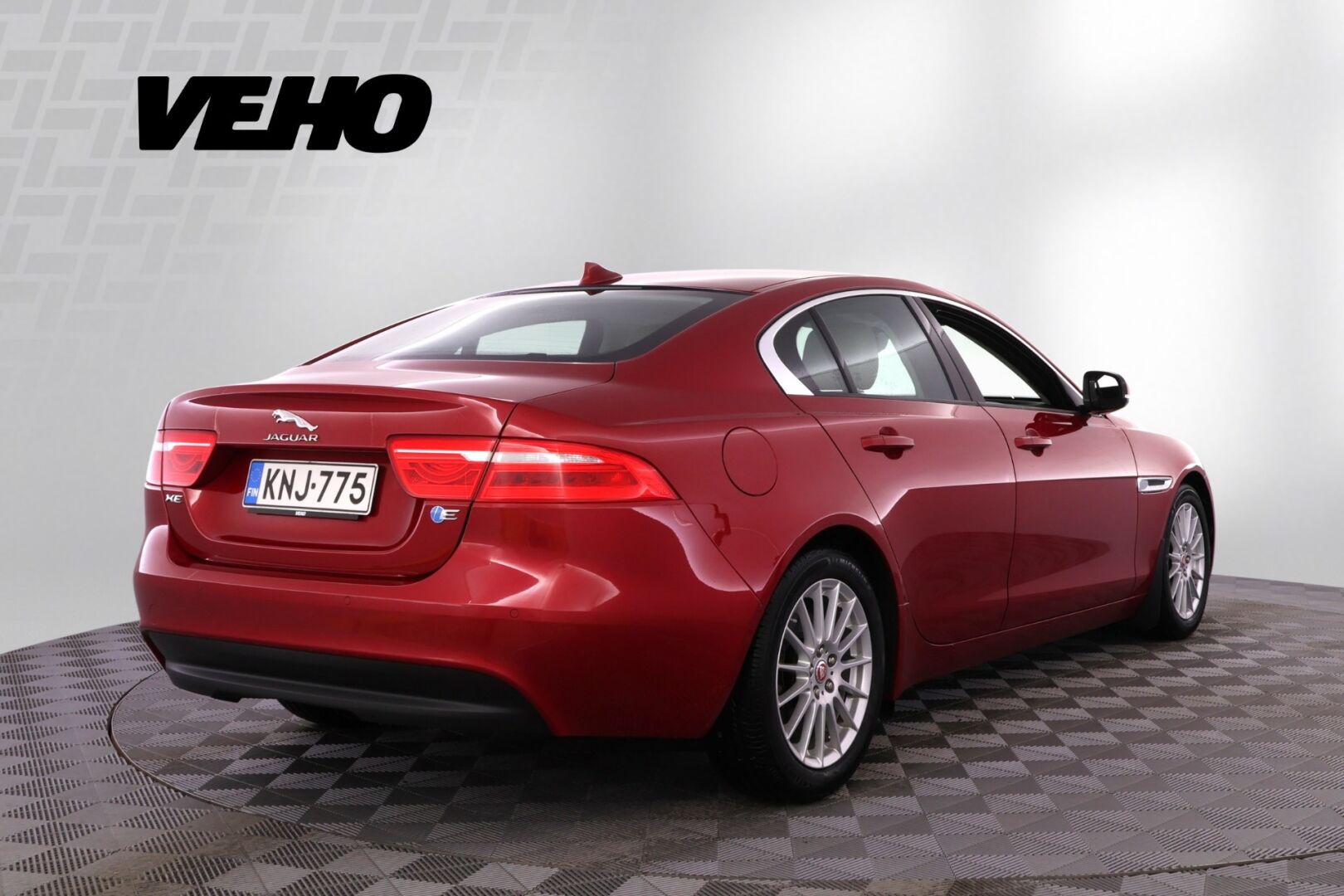Jaguar XE E-Performance Pure Aut 2016, kuva 5/25