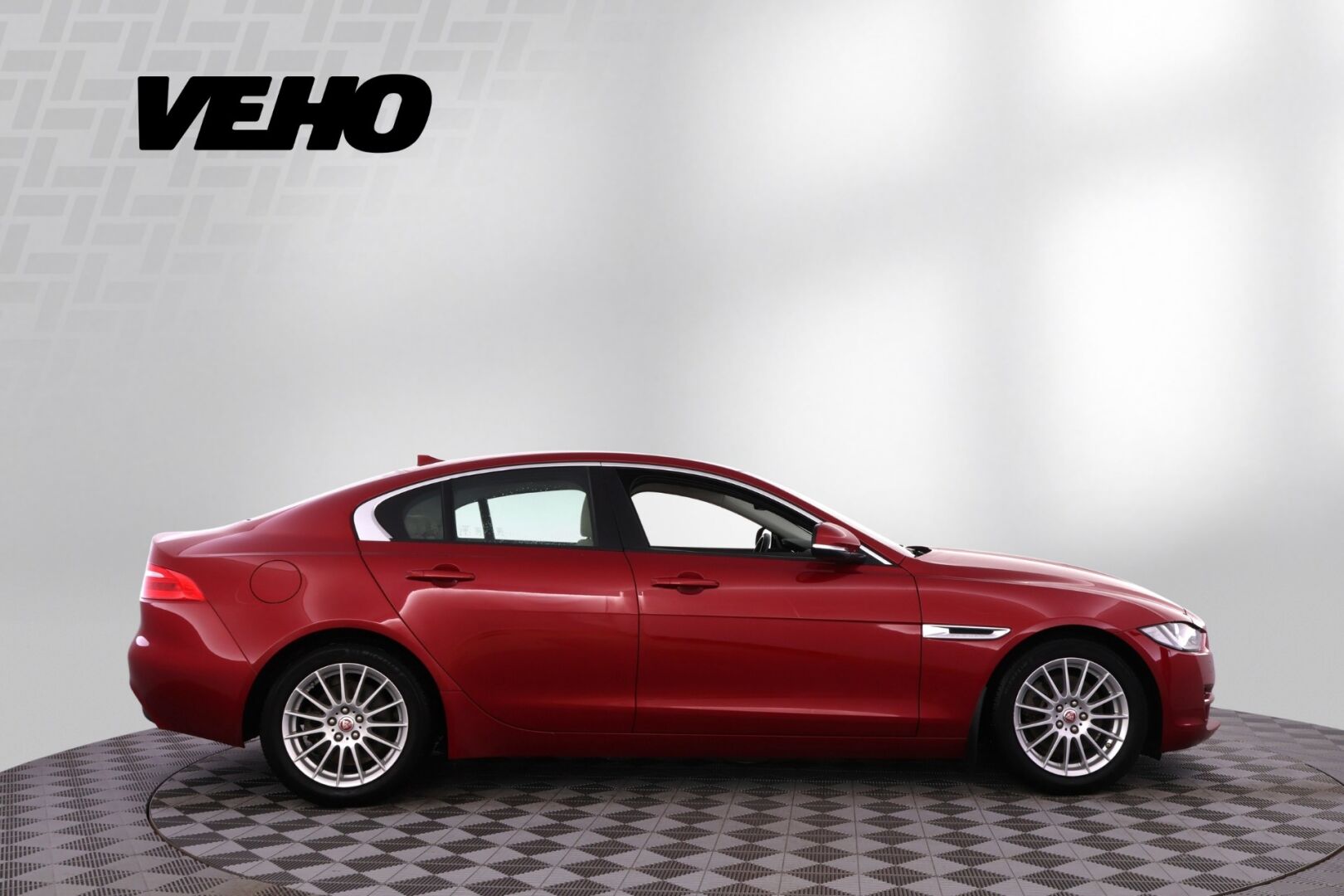 Jaguar XE E-Performance Pure Aut 2016, kuva 6/25