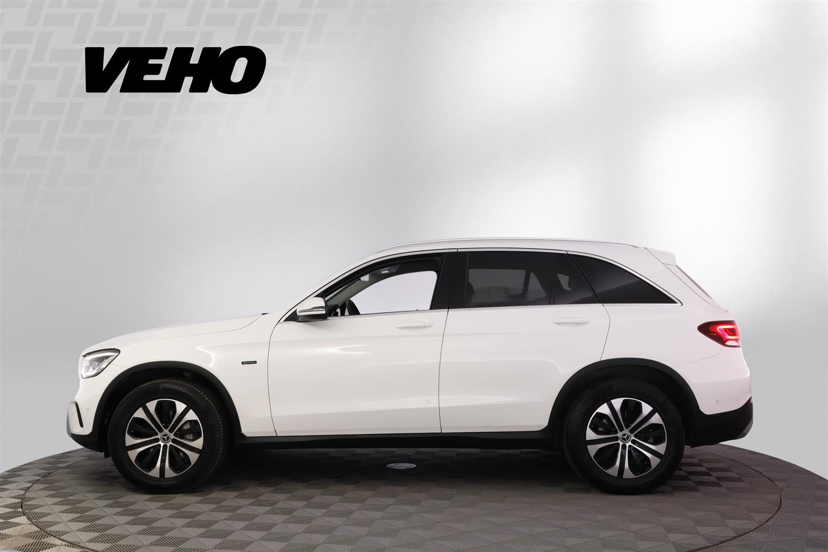 Mercedes-Benz GLC 2021, photo 2/40