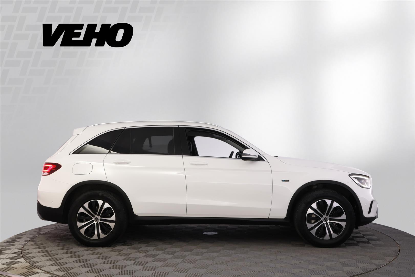 Mercedes-Benz GLC 2021, photo 6/40