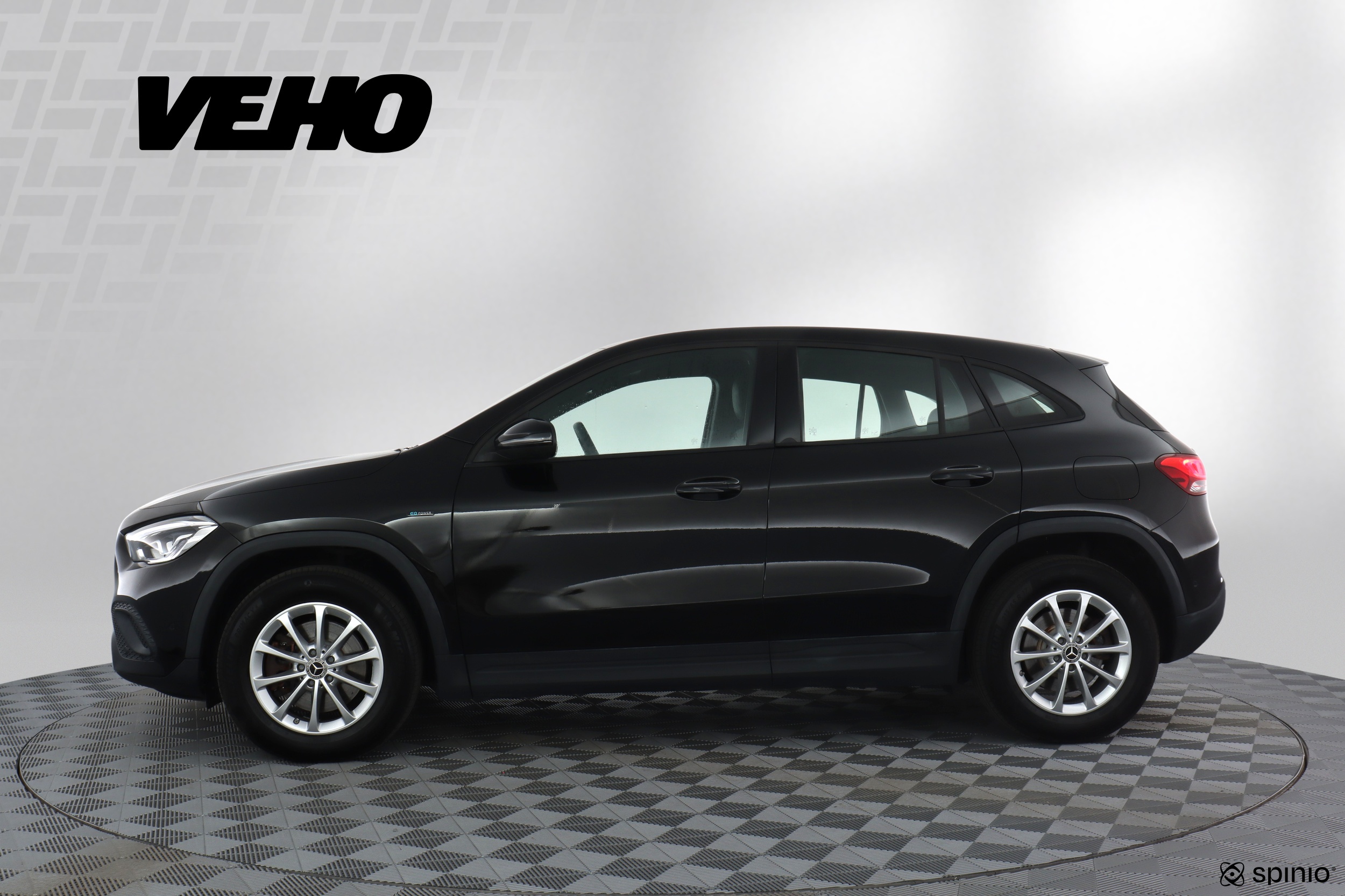 Mercedes-Benz GLA 2020, kuva 2/19