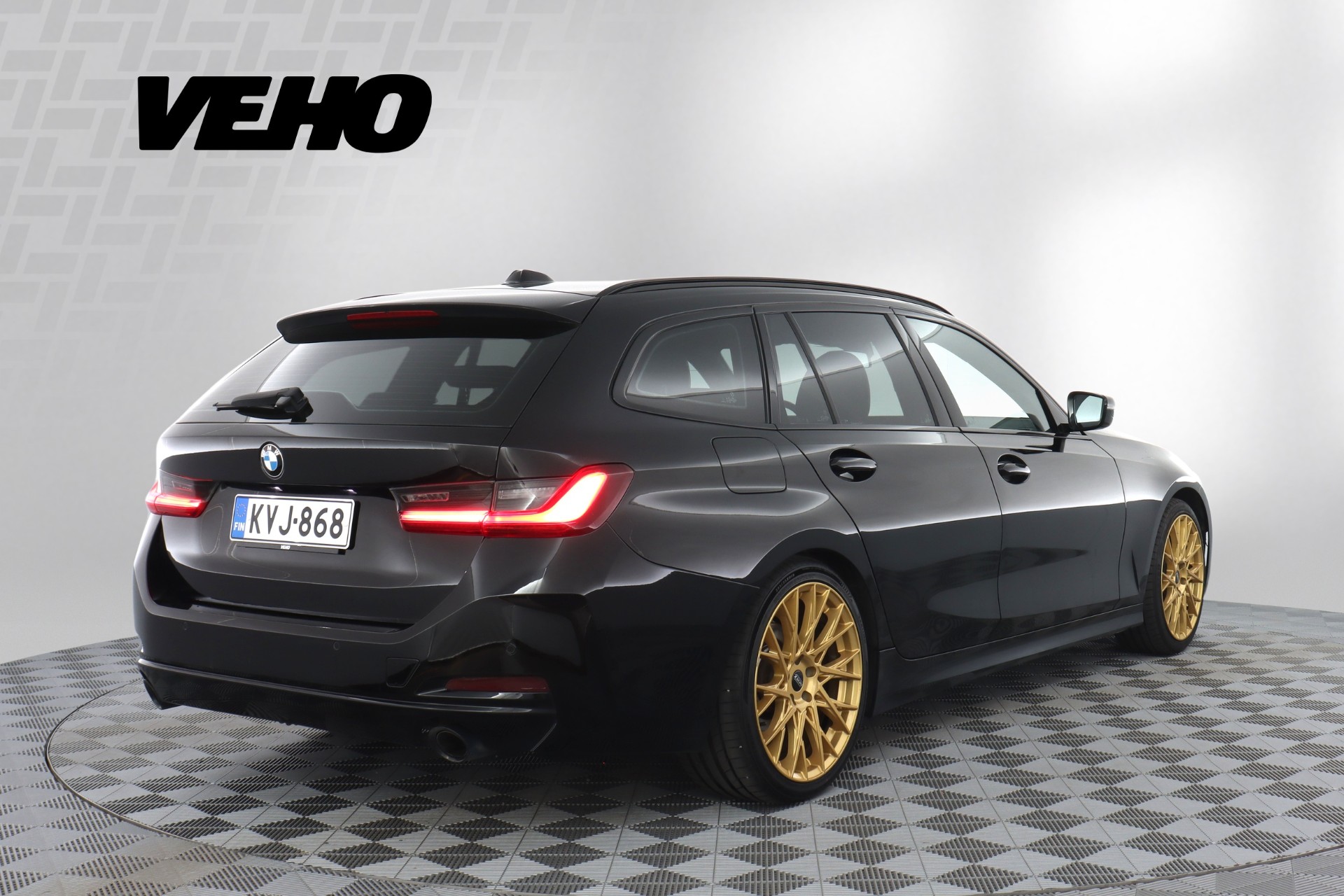 BMW 320 2023, kuva 5/29