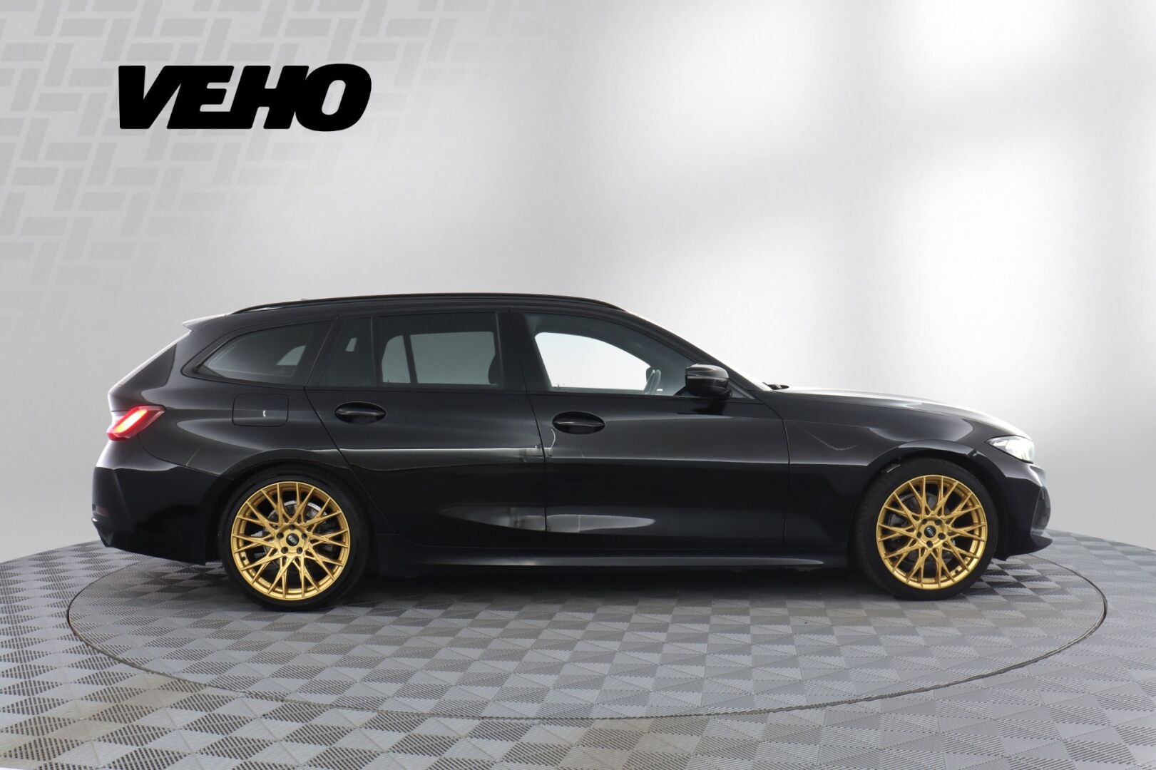 BMW 320 2023, bild 6/29