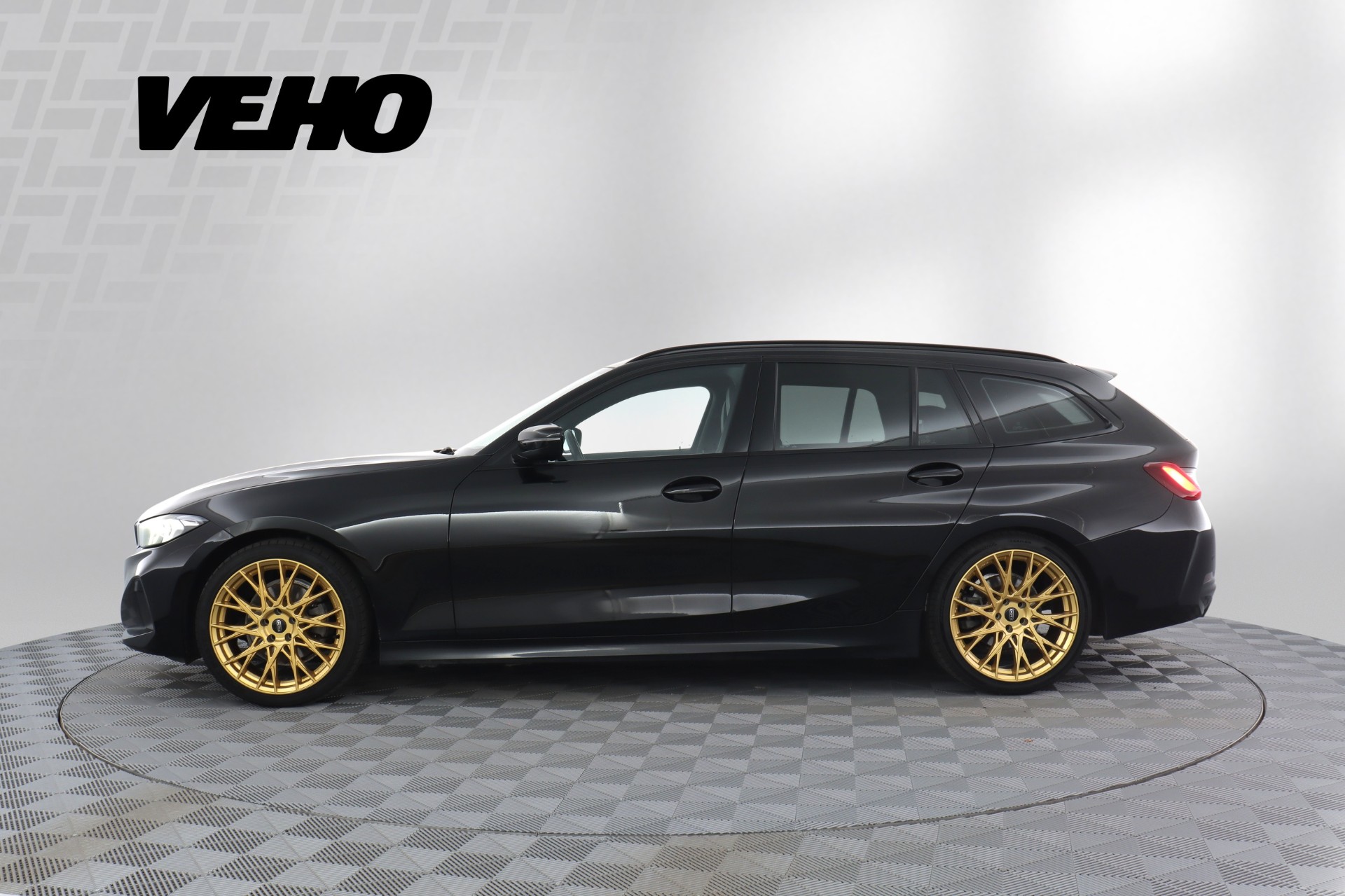 BMW 320 2023, kuva 2/29