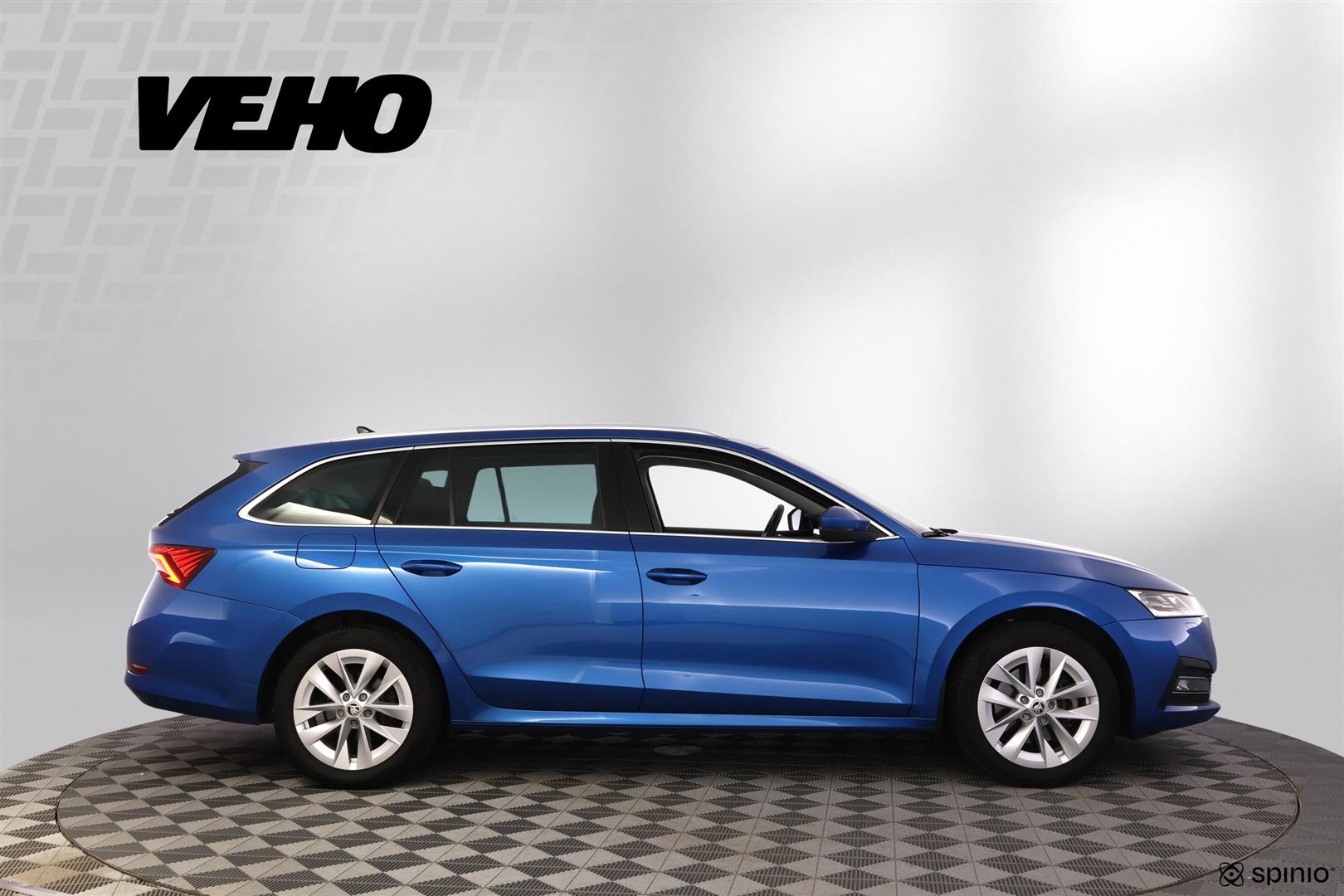 Skoda Octavia 2023, photo 6/38